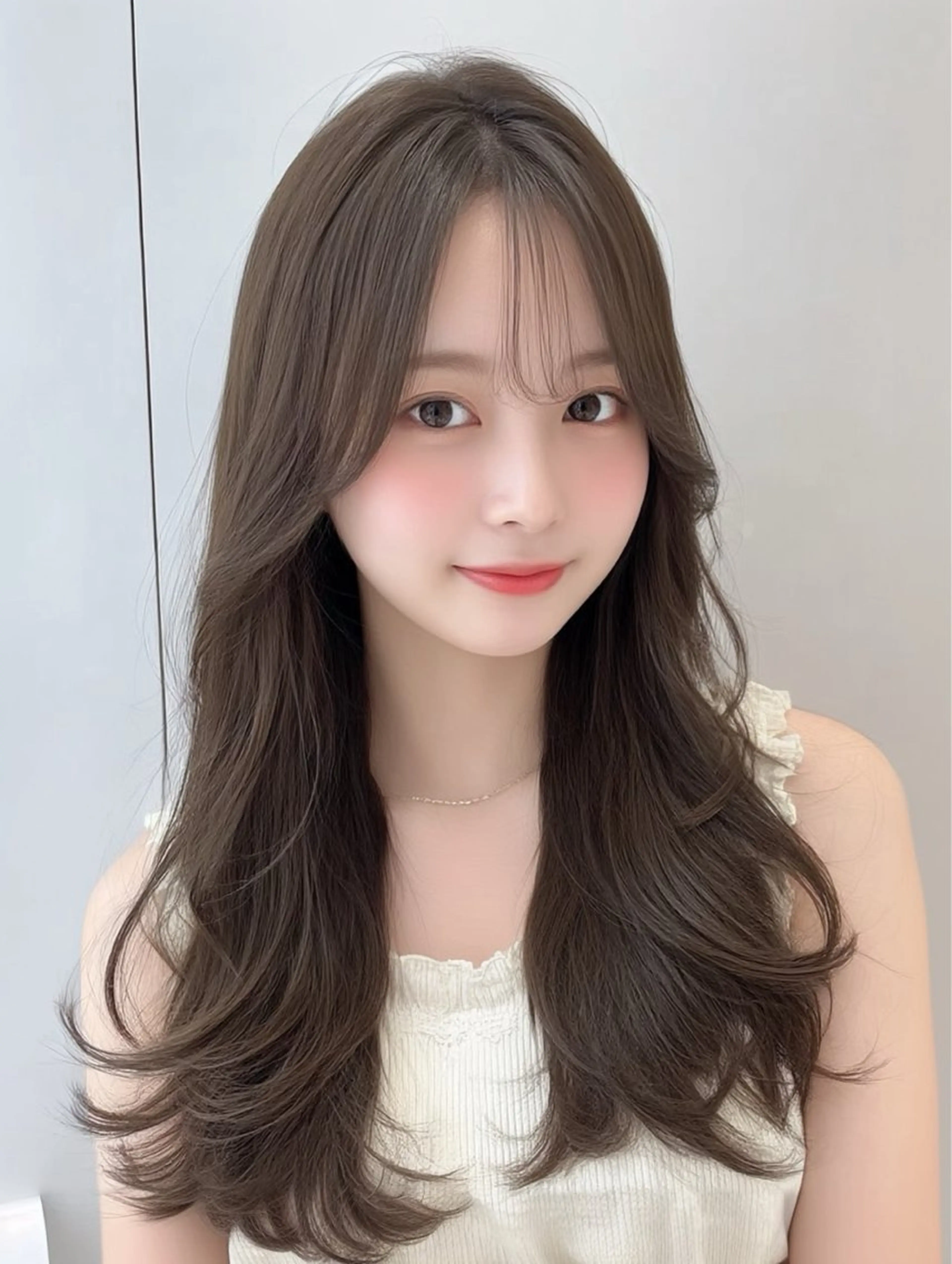 ロング カット ヘアカラー トリートメント 守屋 歩夢のヘアスタイル