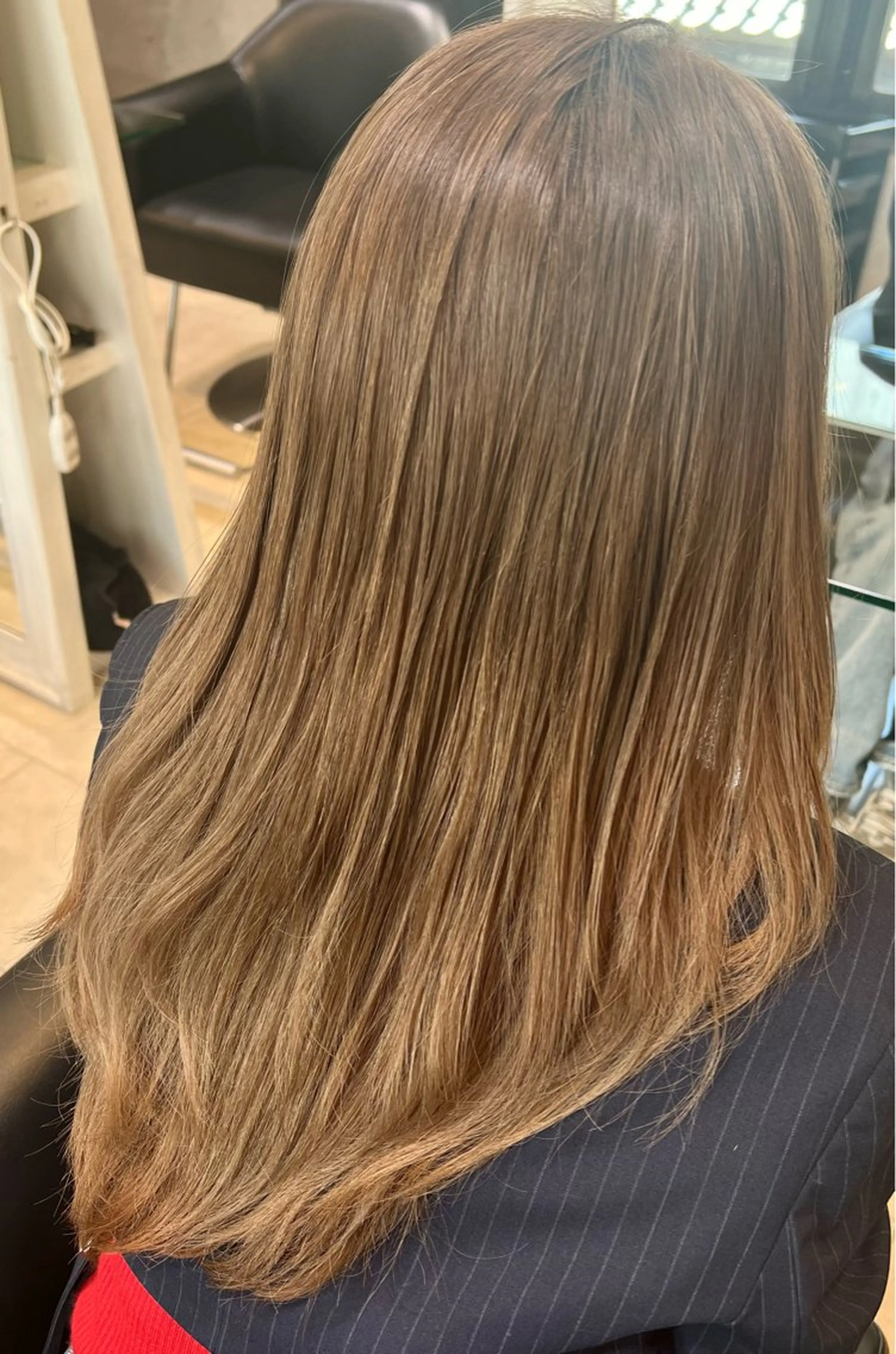 セミロング カット ヘアカラー トリートメント ヤマダ ショウコのヘアスタイル