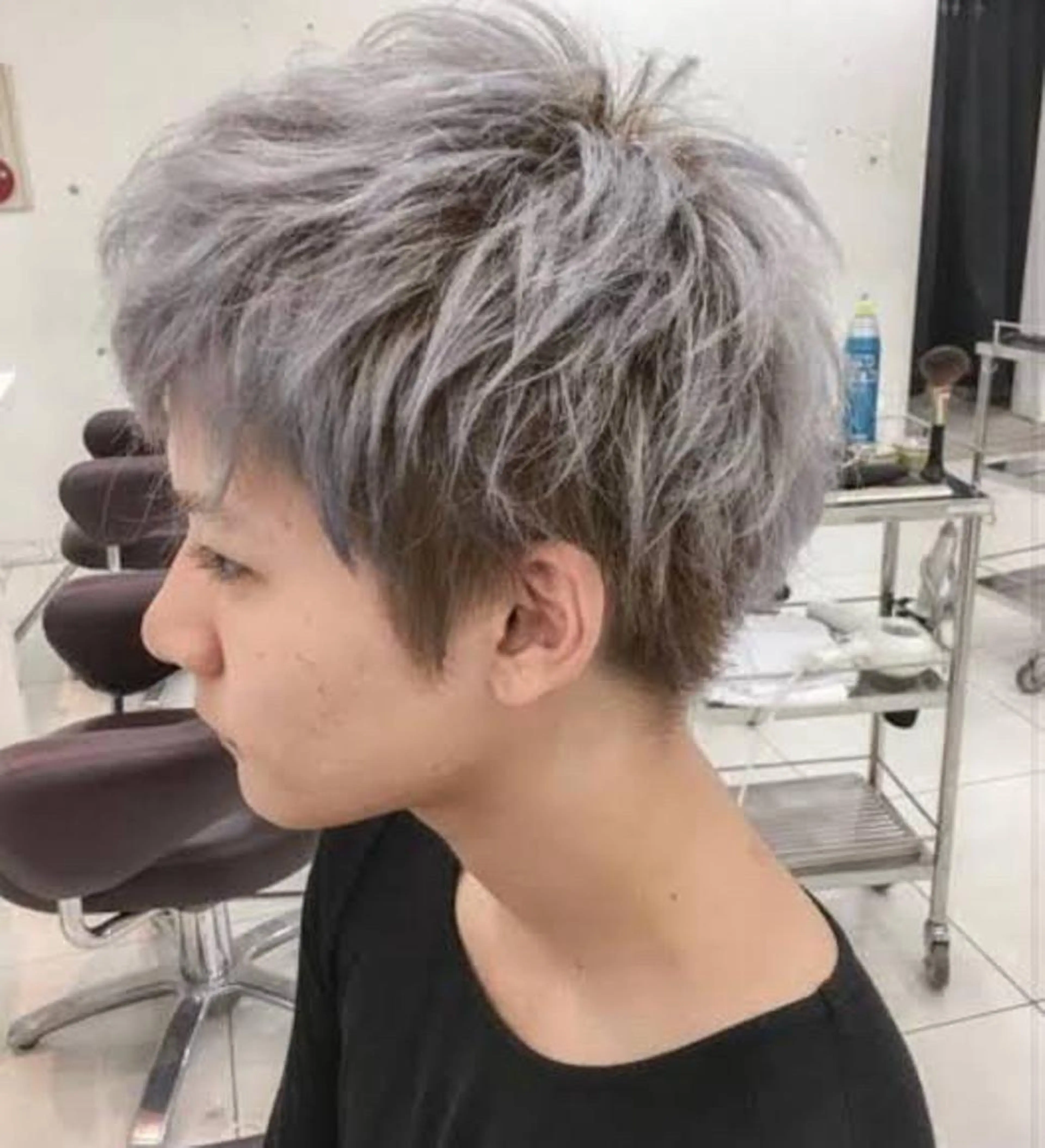 カラー アッシュ ベージュカラー ブリーチ ケアブリーチ ダブルカラー 🌼あんなtrend color🌼のヘアスタイル