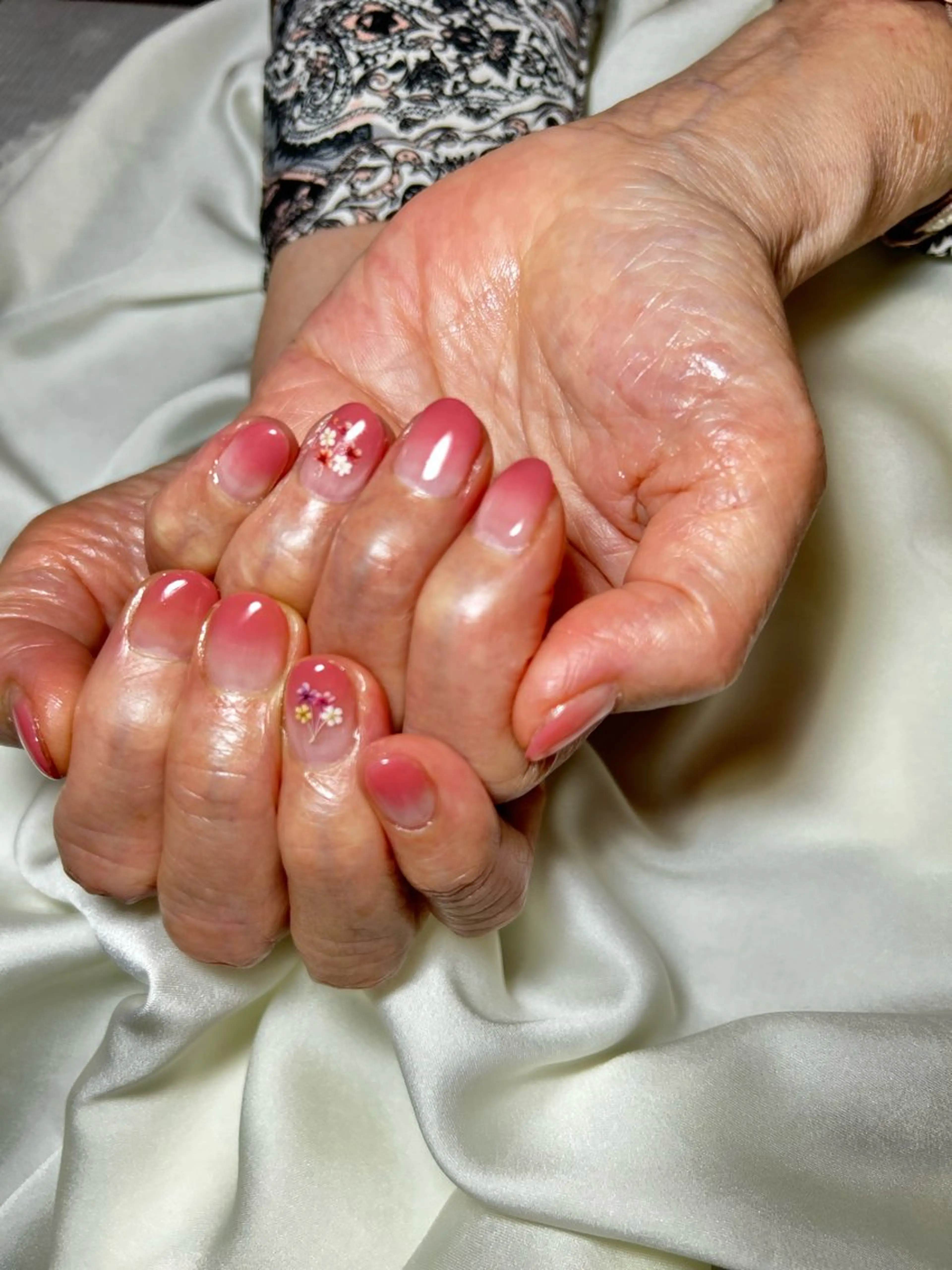 ネイル 金山 沙織のエステ・リラクイメージ