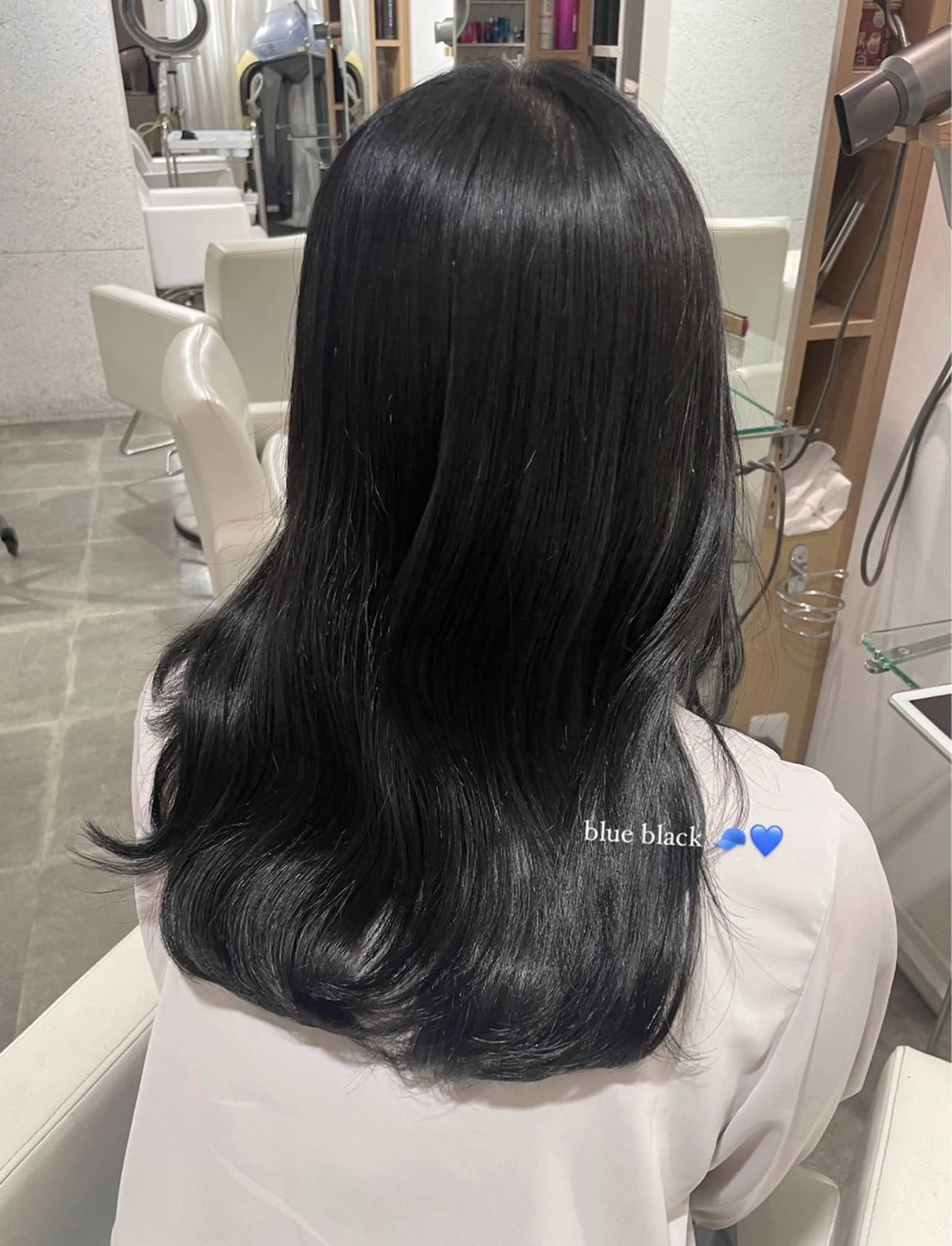 セミロング 韓国風ヘア 🤍透明感カラー ソメヤナナ 🤍のヘアスタイル