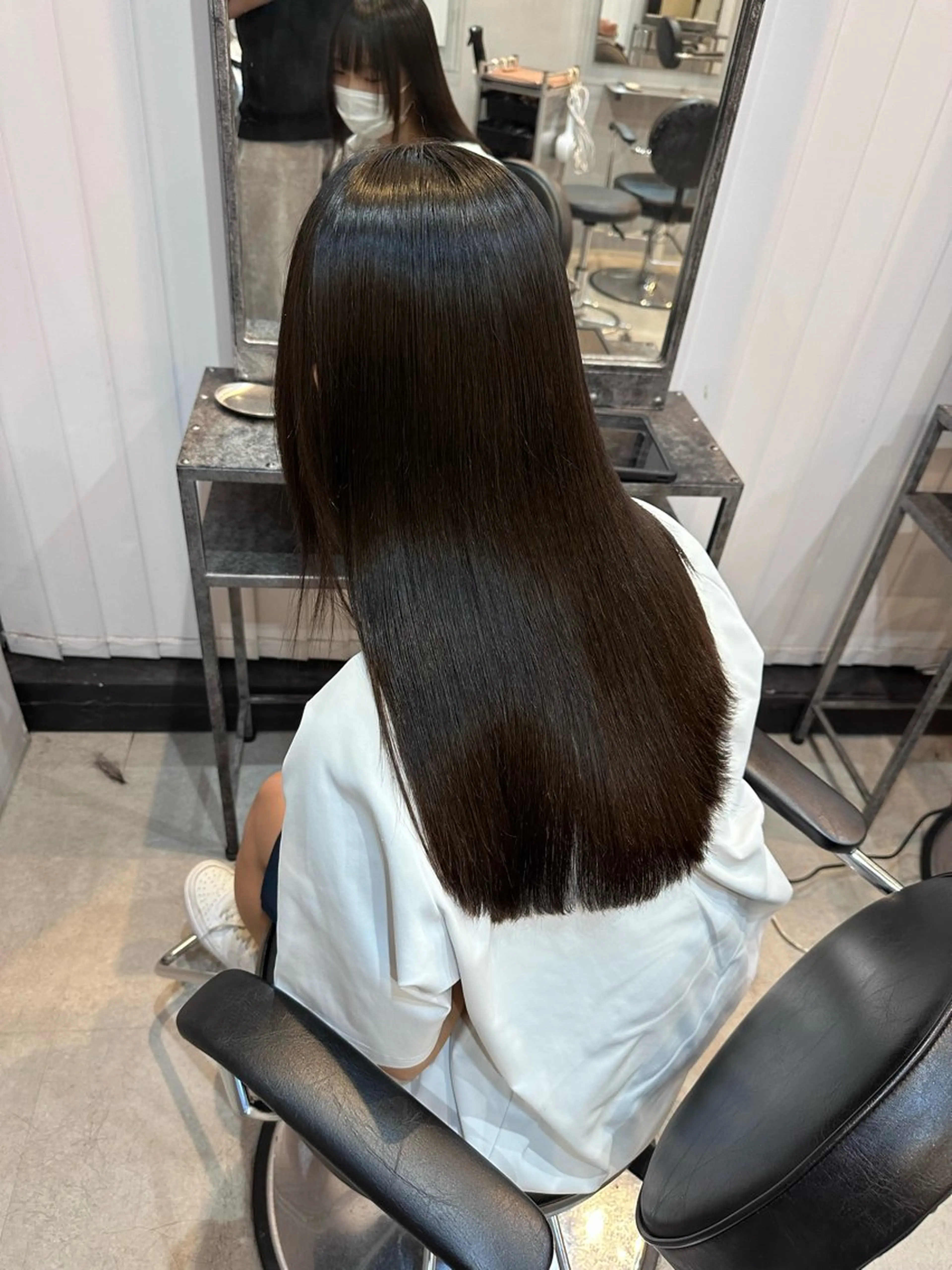 ロング 縮毛矯正 髪質改善・艶カラー HIROTOのヘアスタイル