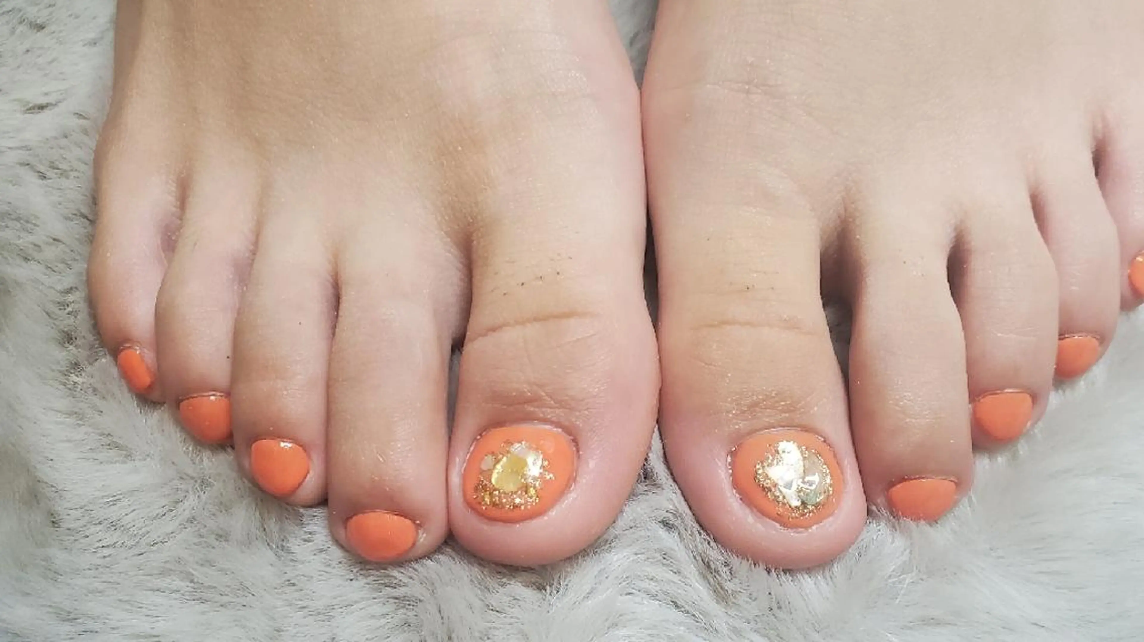 ネイル オレンジ ピンク Lakalani ネイルボディHaruのエステ・リラクイメージ