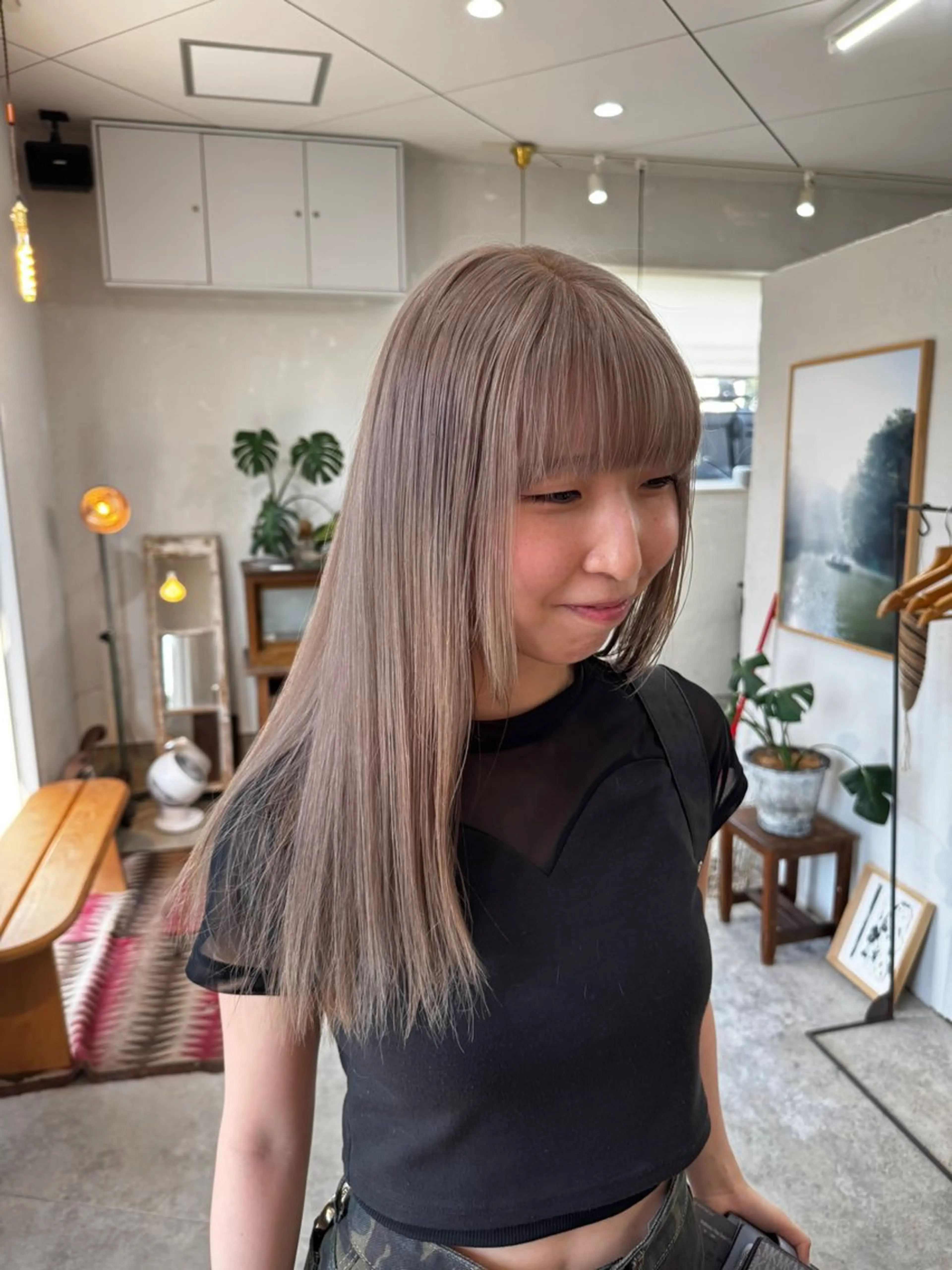 【平日限定】　ブリーチ+カラー+オーガニックシャンプーブロー　¥10500の写真