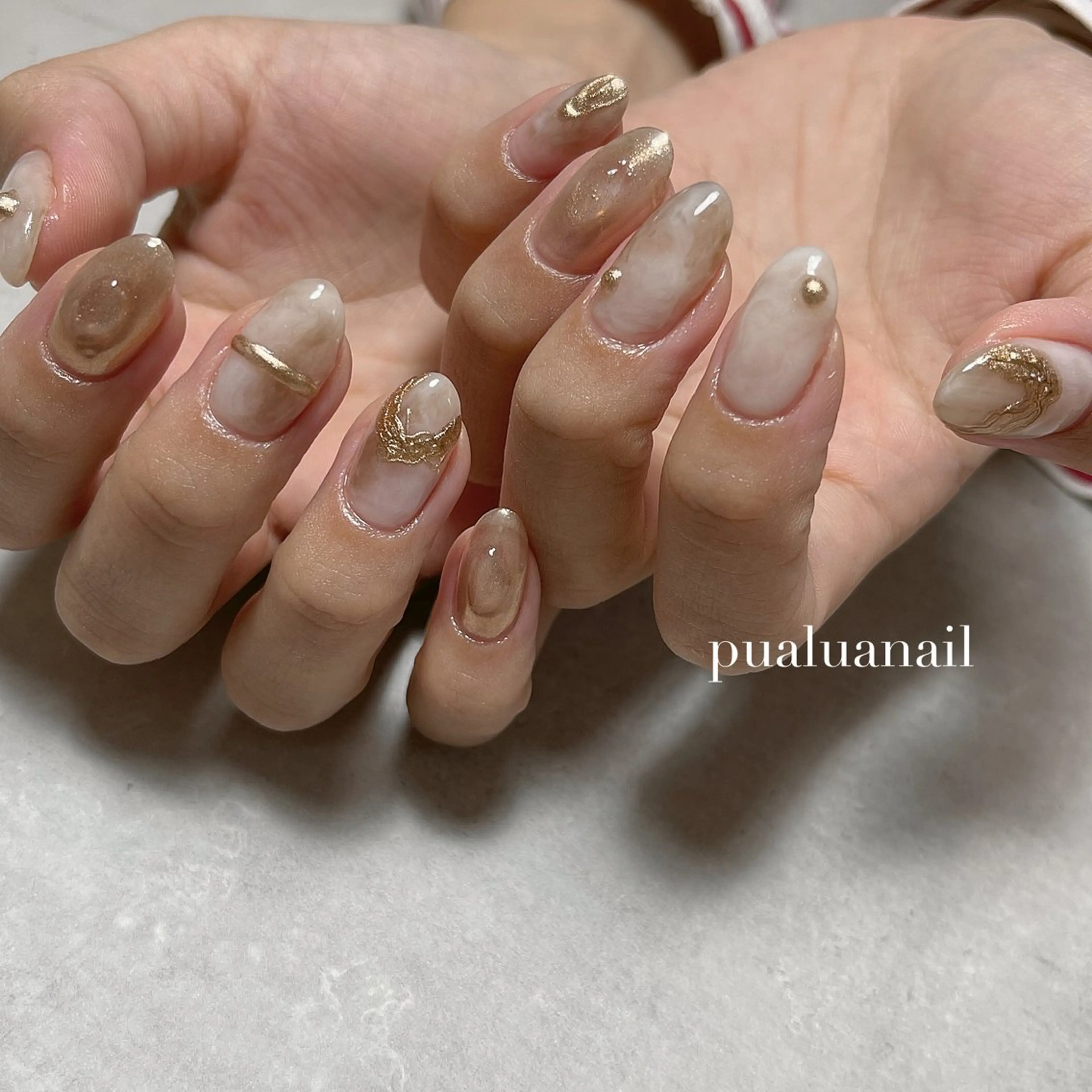 ネイル ブラウン ニュアンスネイル ハンドネイル pualua miharuのネイルデザイン