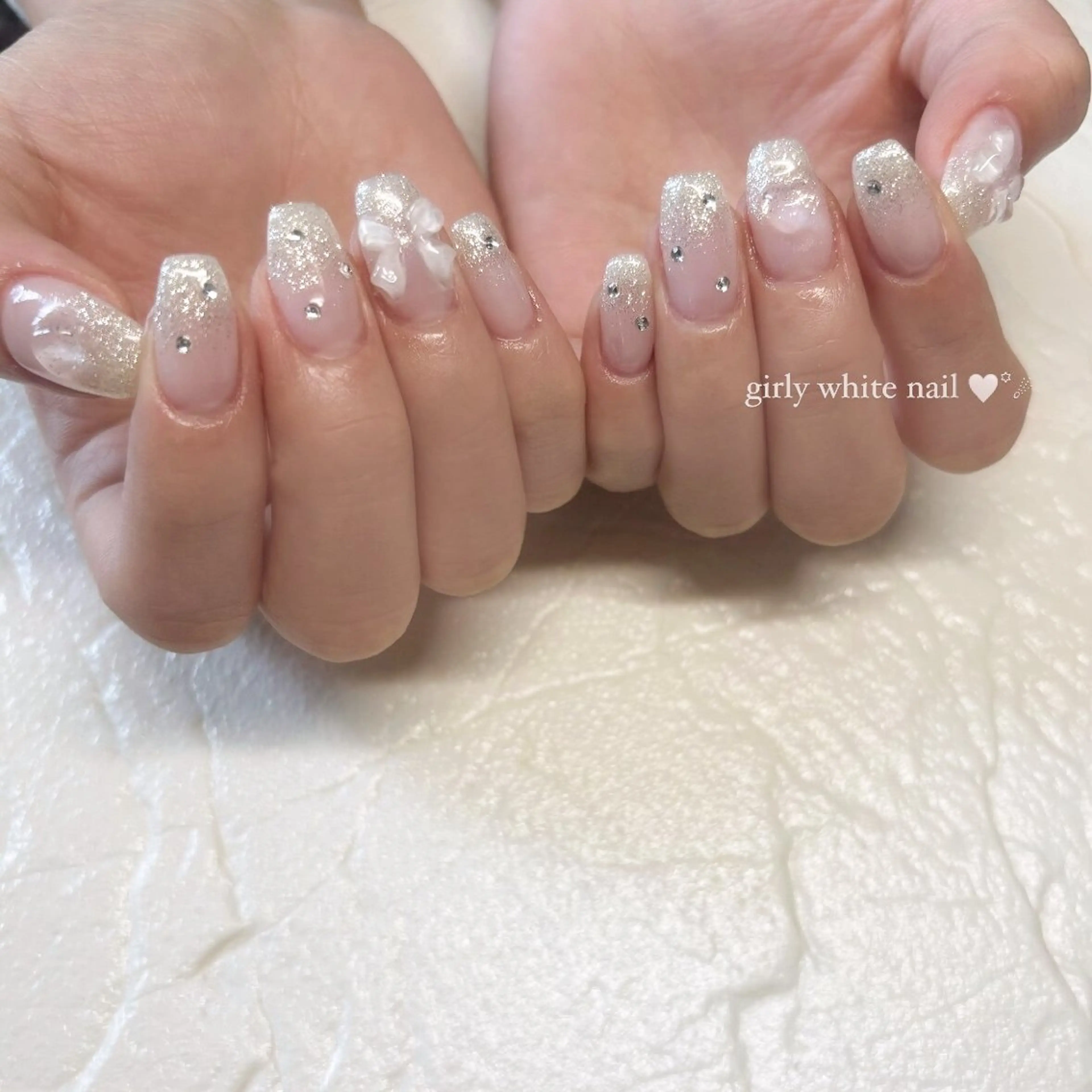 ネイル ストーンネイル ハンドネイル Angelique 平形/高崎のネイルデザイン