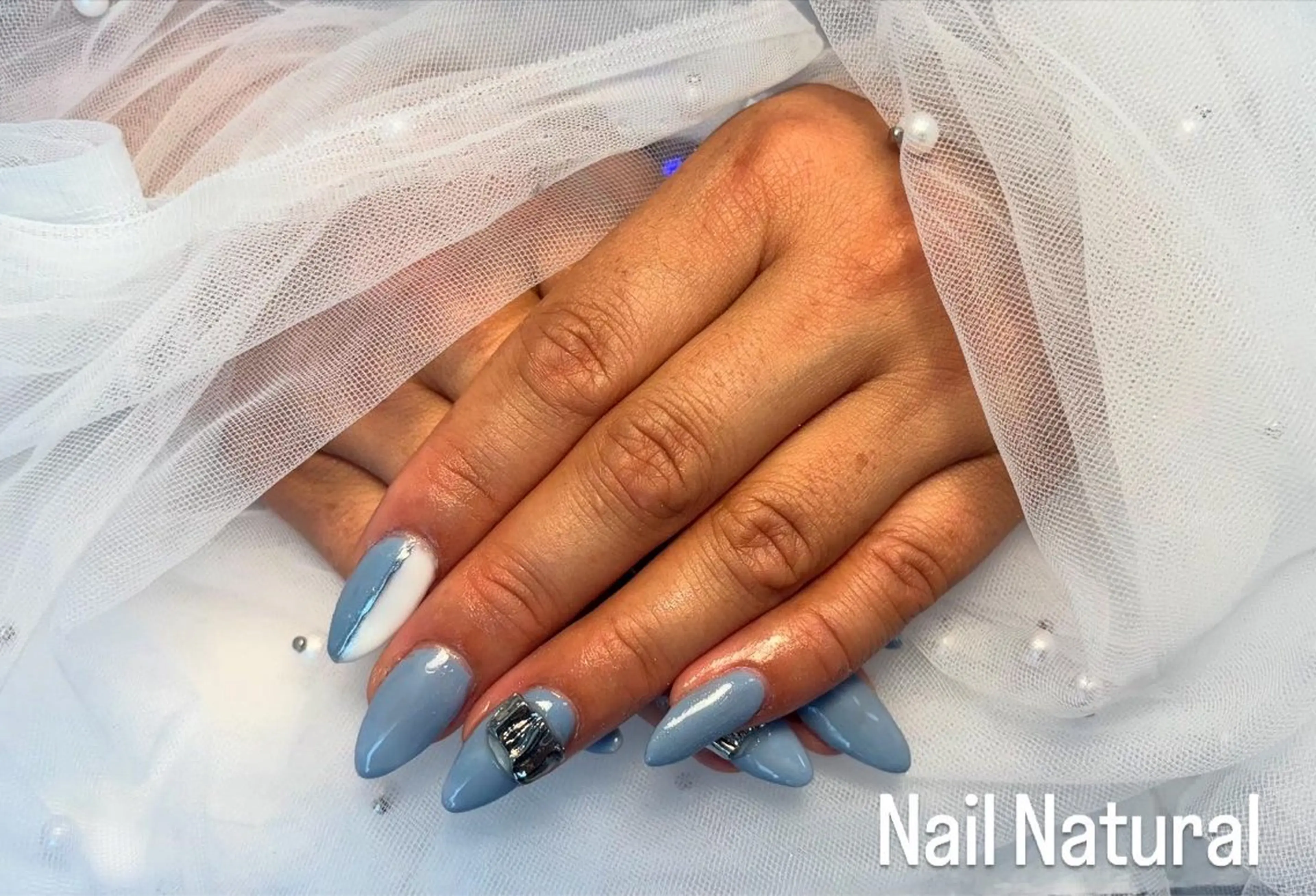 ネイル フラッシュネイル フットネイル フレンチネイル ジェルネイル ガラスフレンチ ハンドネイル Nail salon Natulalのネイルデザイン