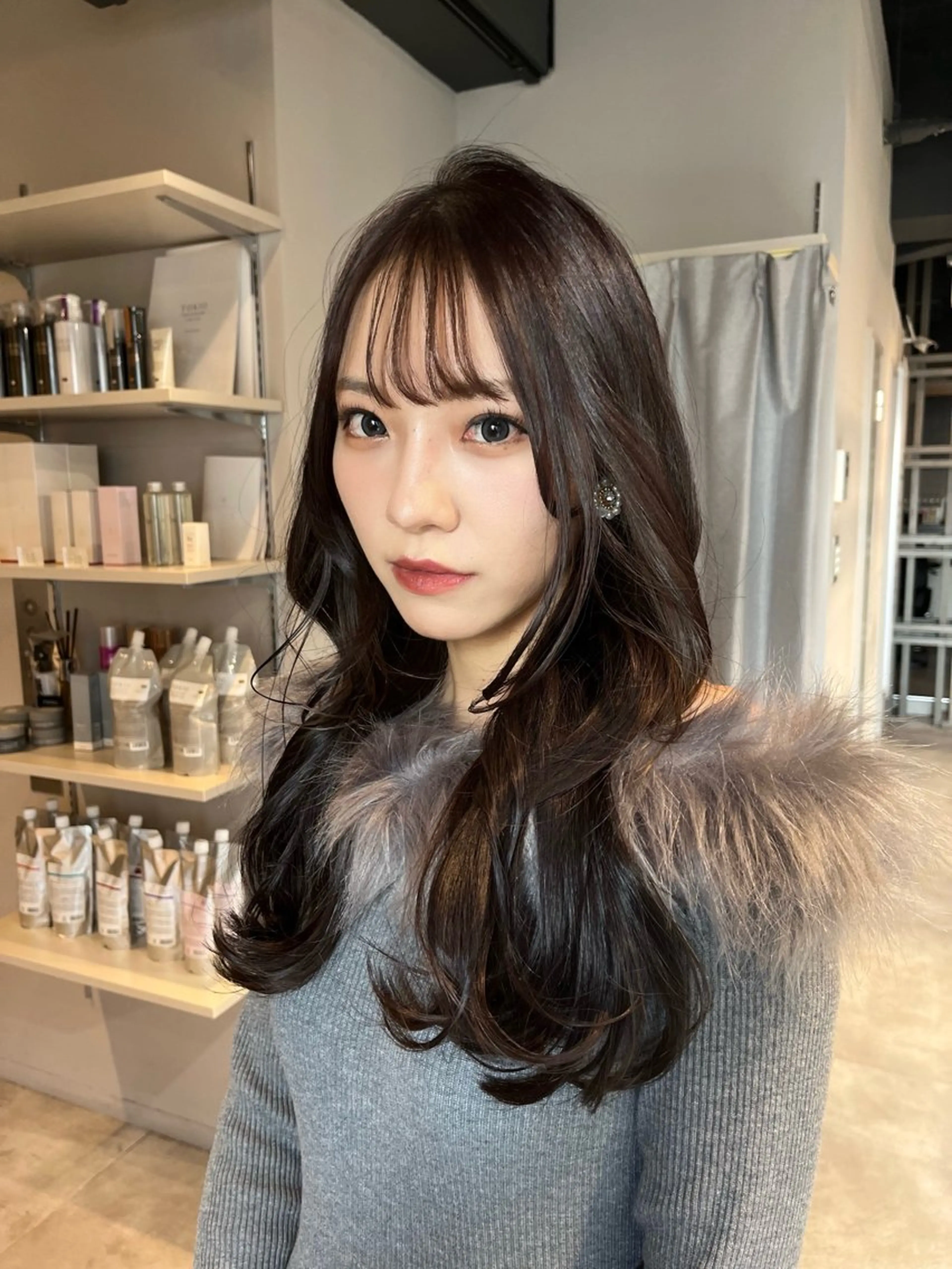 ロング カラー ベージュ/グレージュ 恵比寿/丸山陽平のヘアスタイル