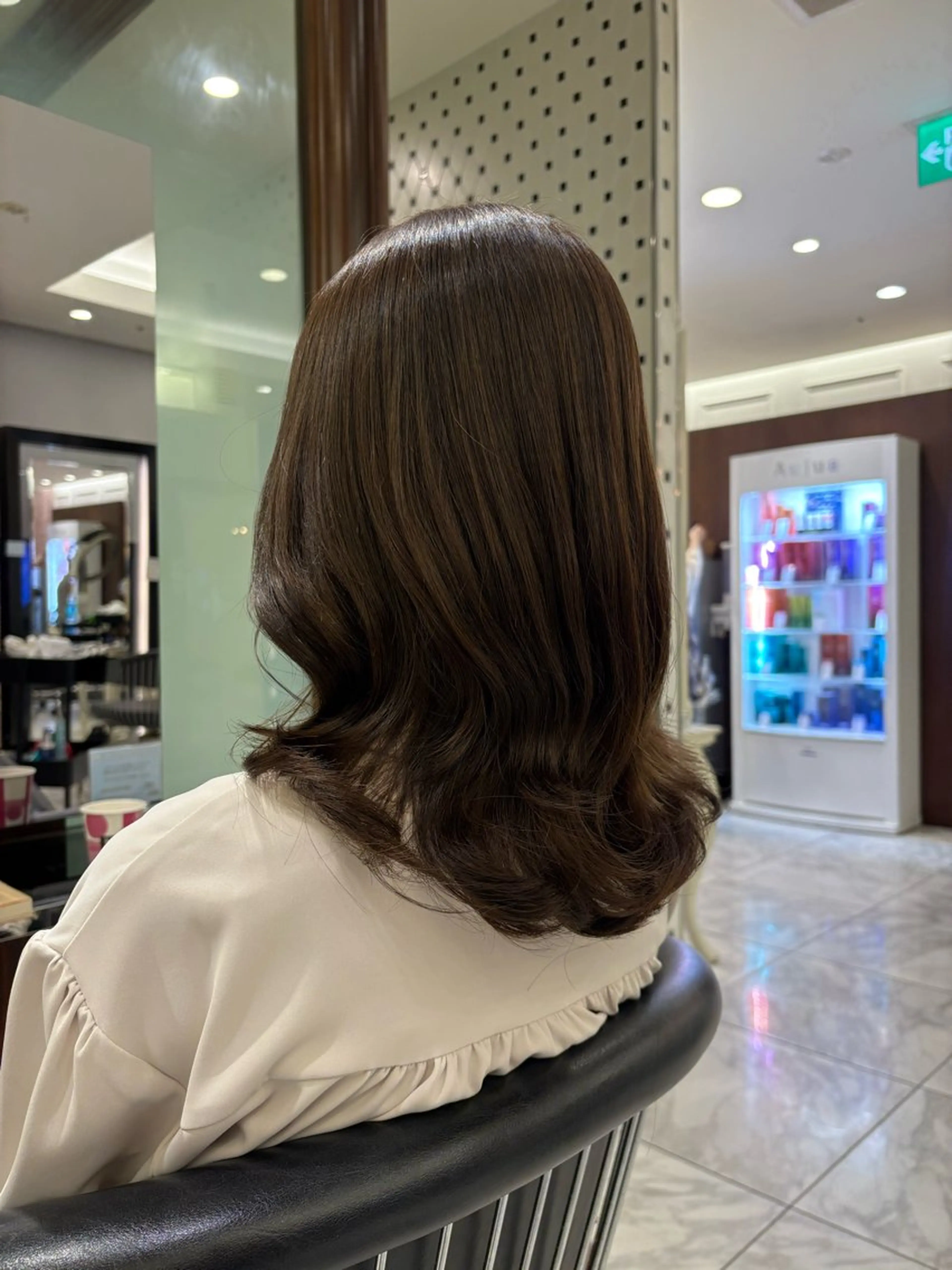 ミディアム パーマ カット パーマ コテ巻き風パーマ✨ 韓国ヘア🤎近下菜央のヘアスタイル