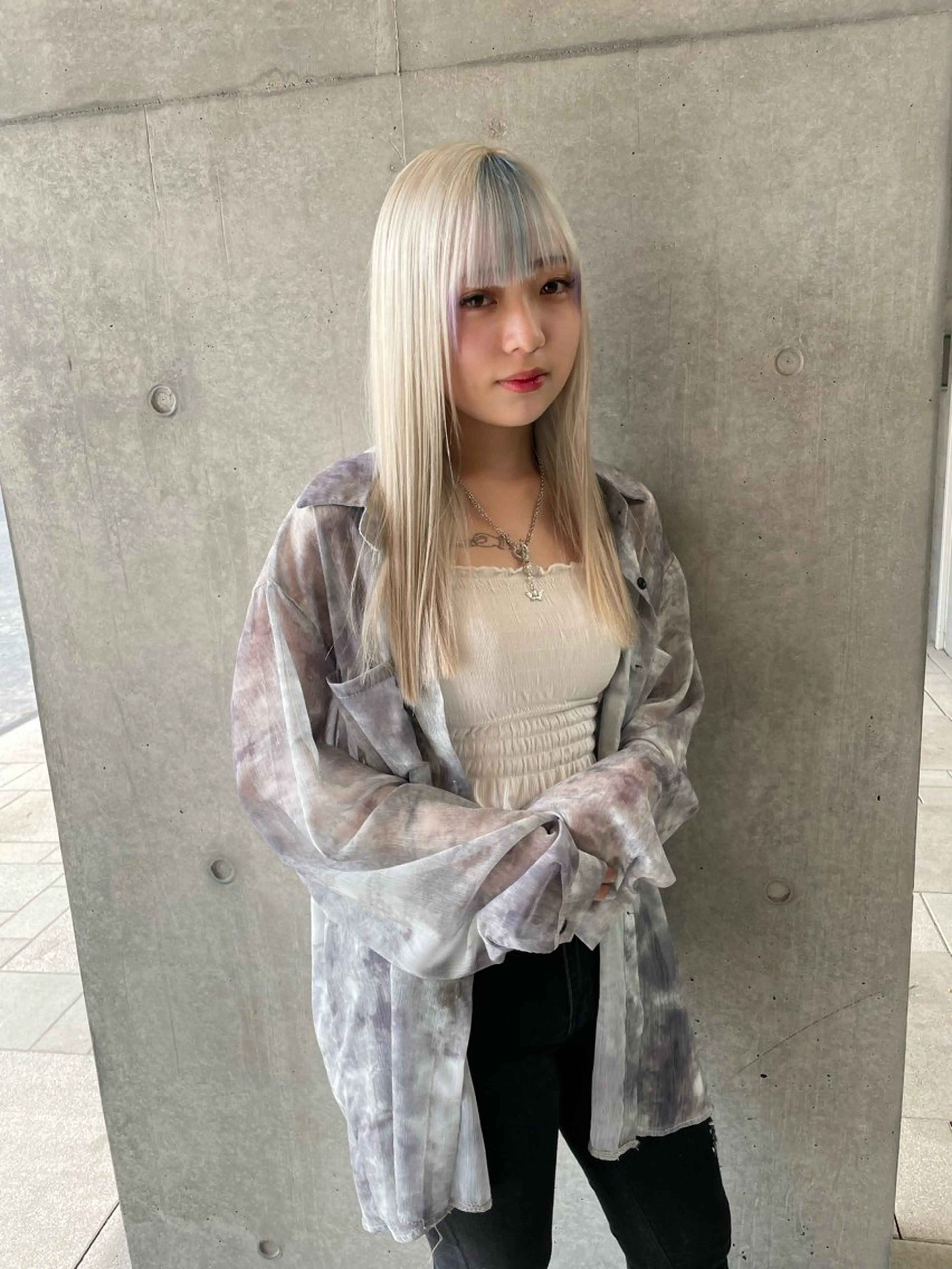 セミロング カラー Neolive Luca　御茶ノ水店所属・透明カラー/韓国風 Subaruのヘアスタイル