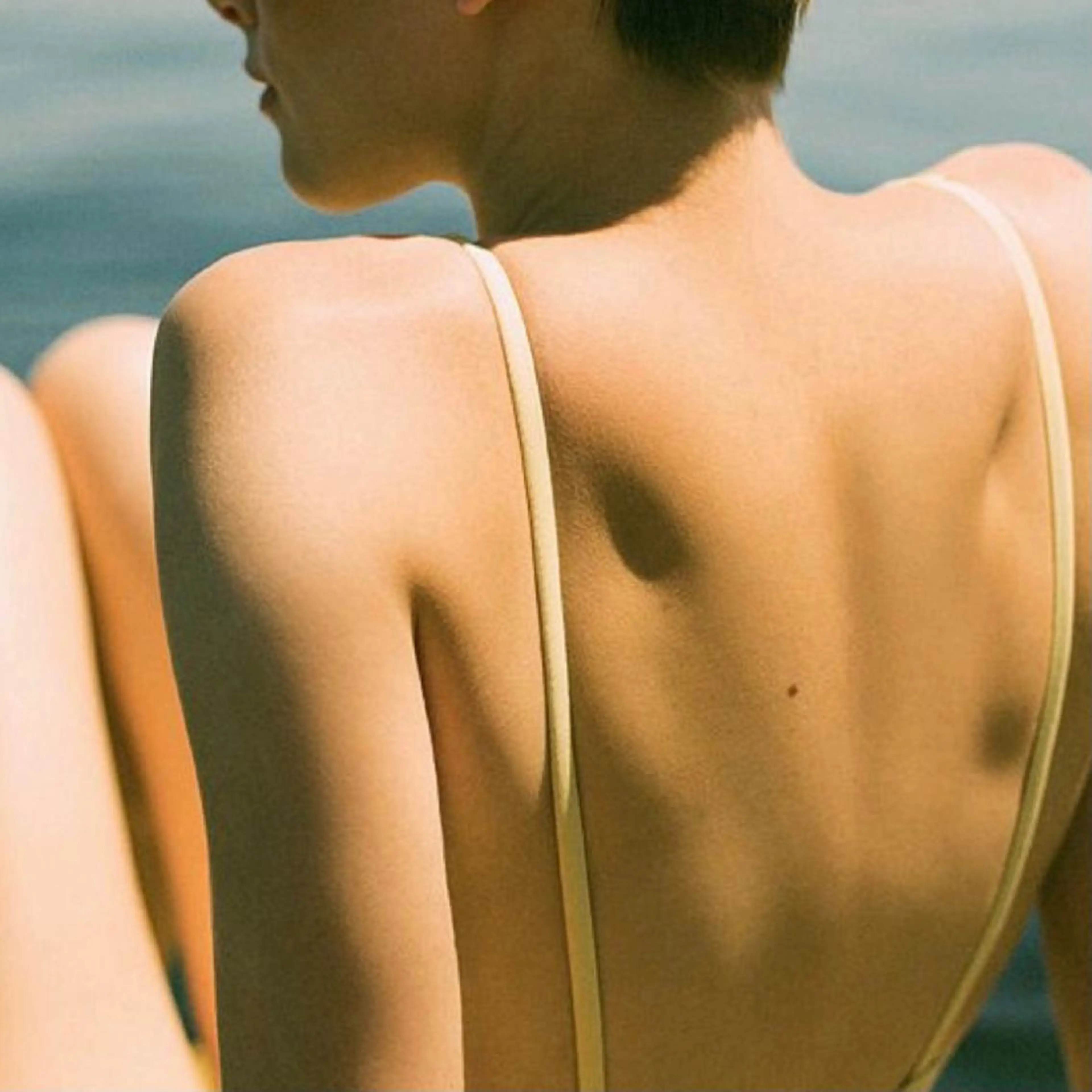 【シュガーリング 】 うなじ＋背中のセットの写真