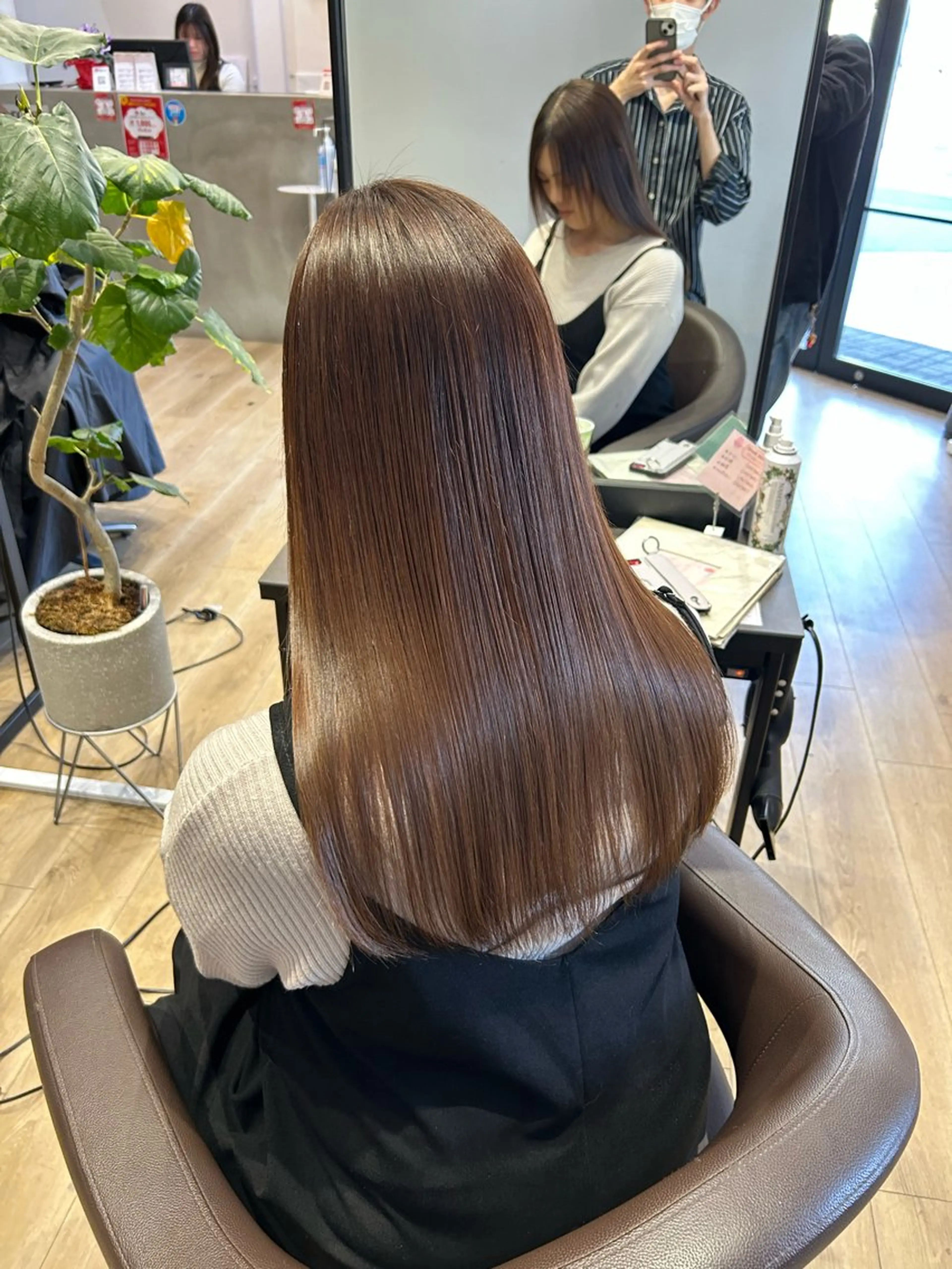 カラー Chere rosso所属・✨頭身浴無料 -chere-金剛店のヘアスタイル