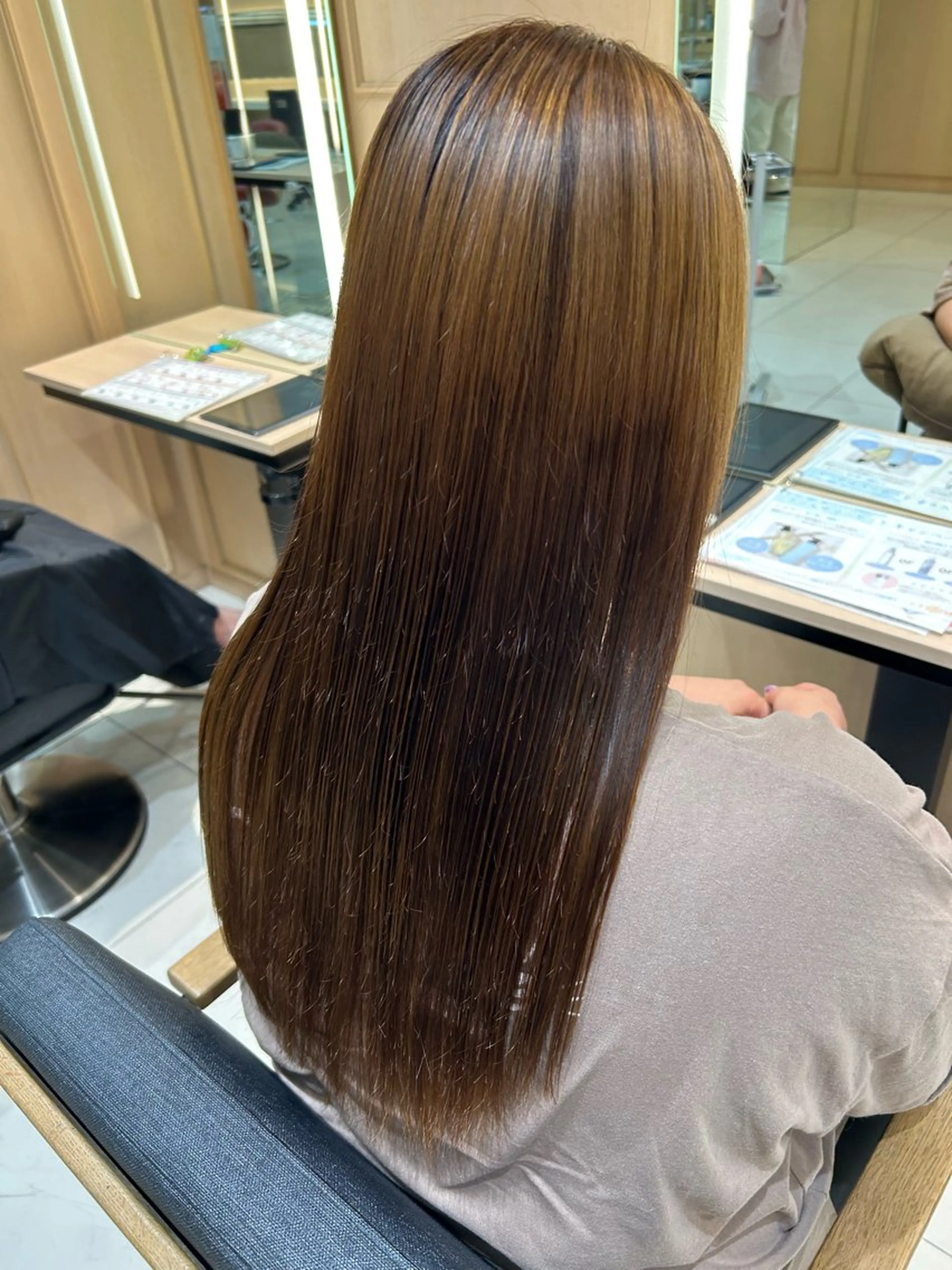 ロング パーマ カット 縮毛矯正 たけだゆめ ダブルカラーのヘアスタイル