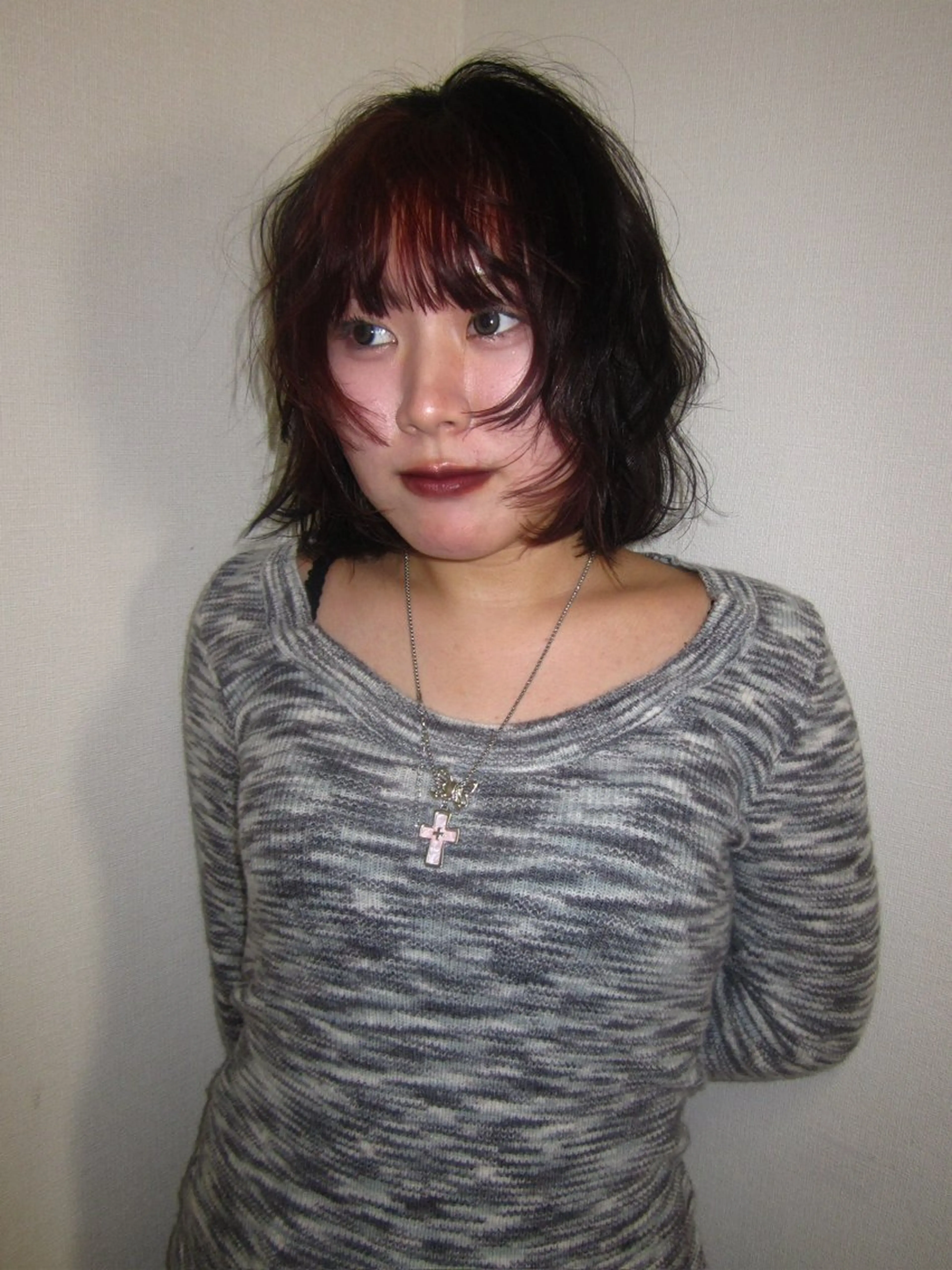 ミディアム Anna⸝⸝⸝ഒ/ 二ュアンス/艶カラーのヘアスタイル