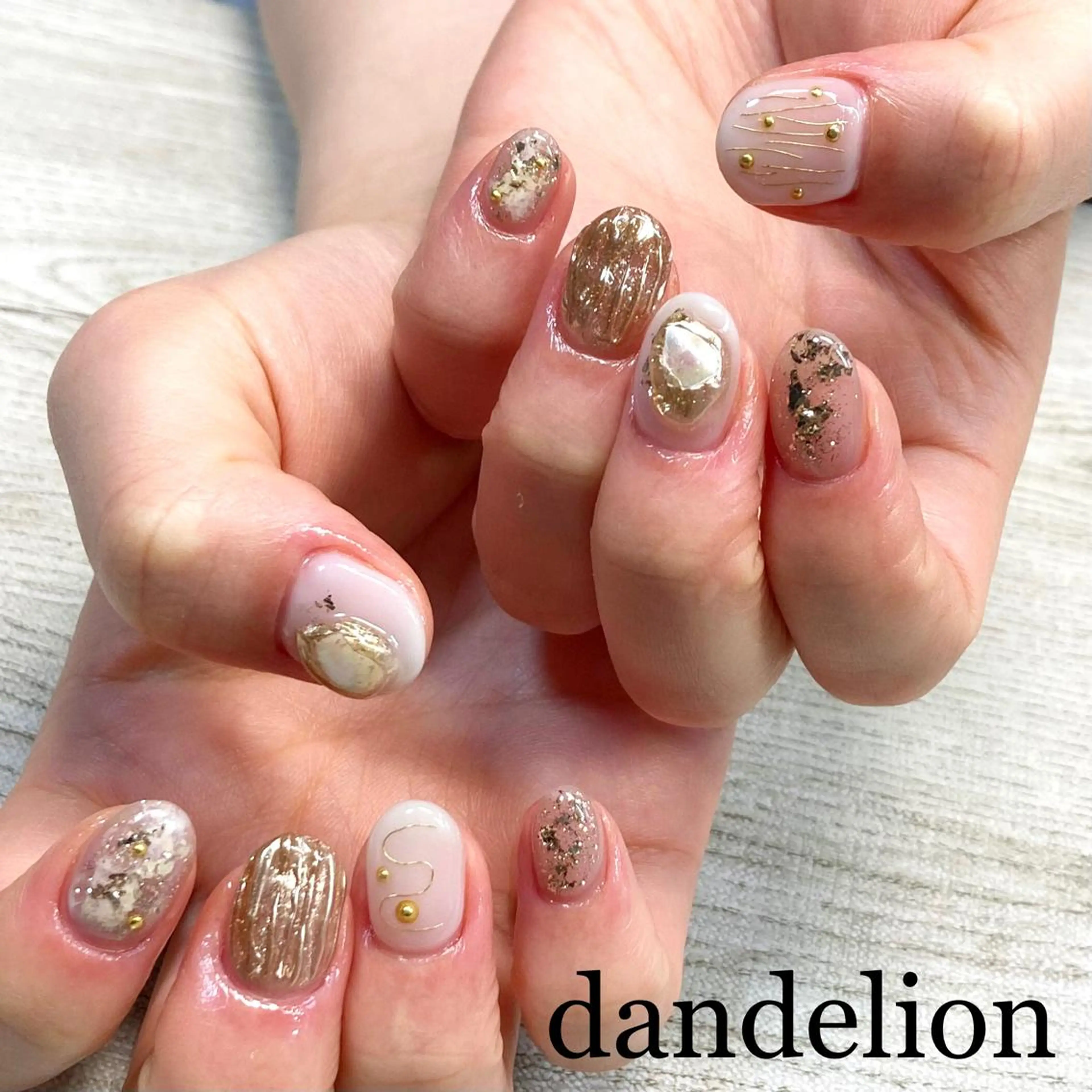 ネイル ハンドネイル ハンドケア dandelion ダンデライオンのネイルデザイン