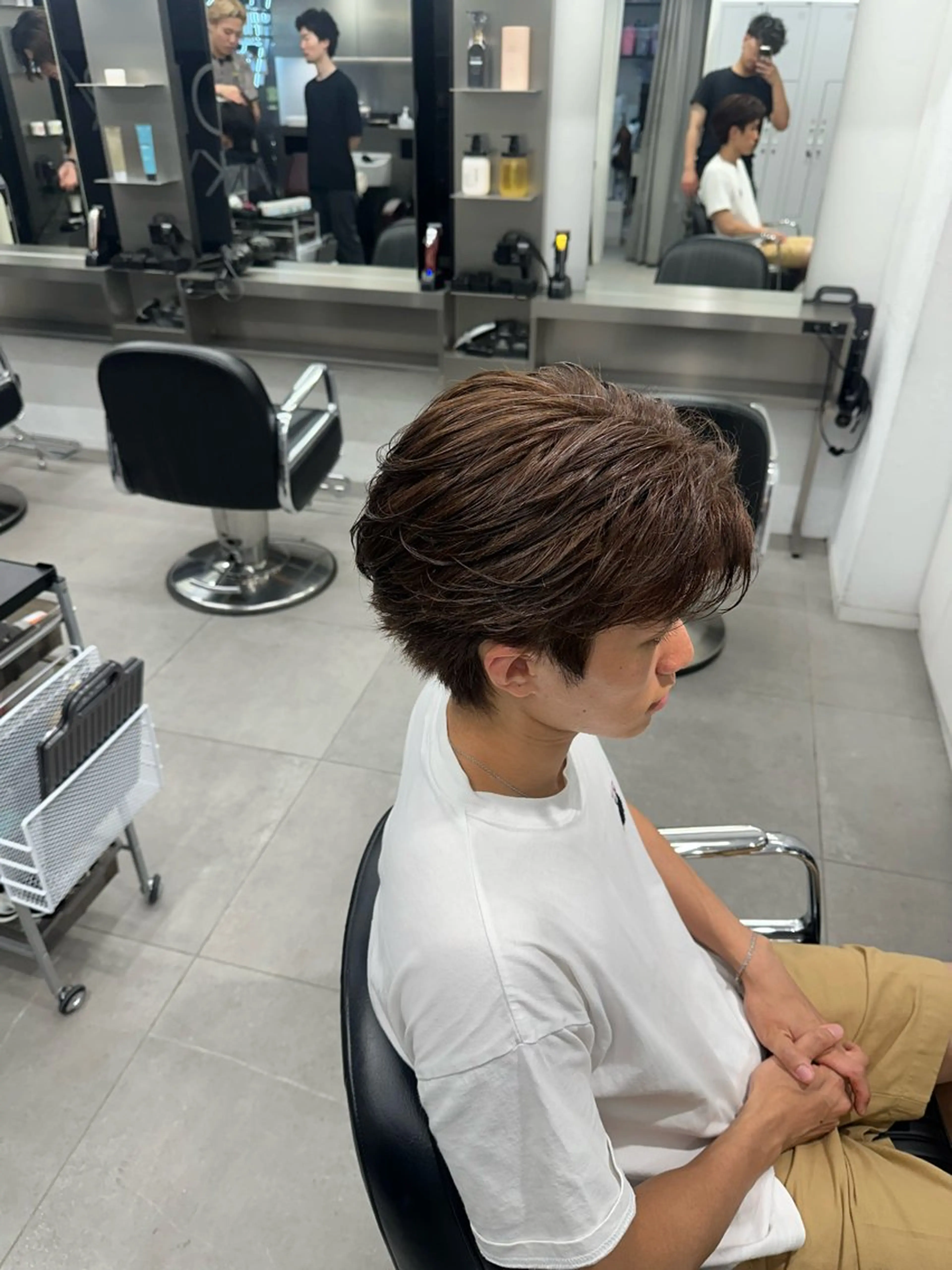 ショート カラー 中山 柊のヘアスタイル
