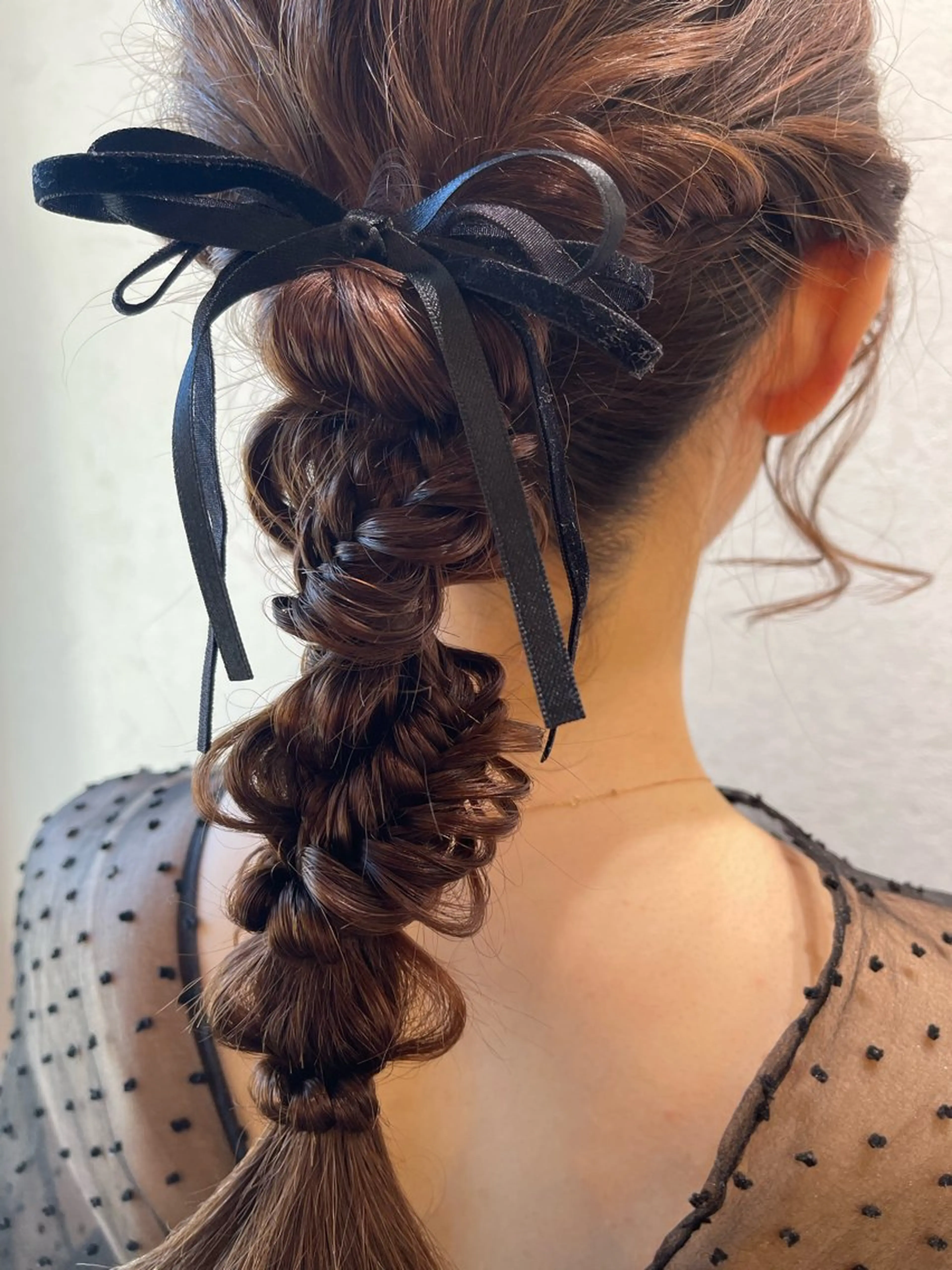 セミロング ヘアアレンジ 結婚式・ブライダル デート 卒業式のヘアスタイル ヘアセット charm《銀座》 ヘアセット/縮毛矯正のヘアスタイル