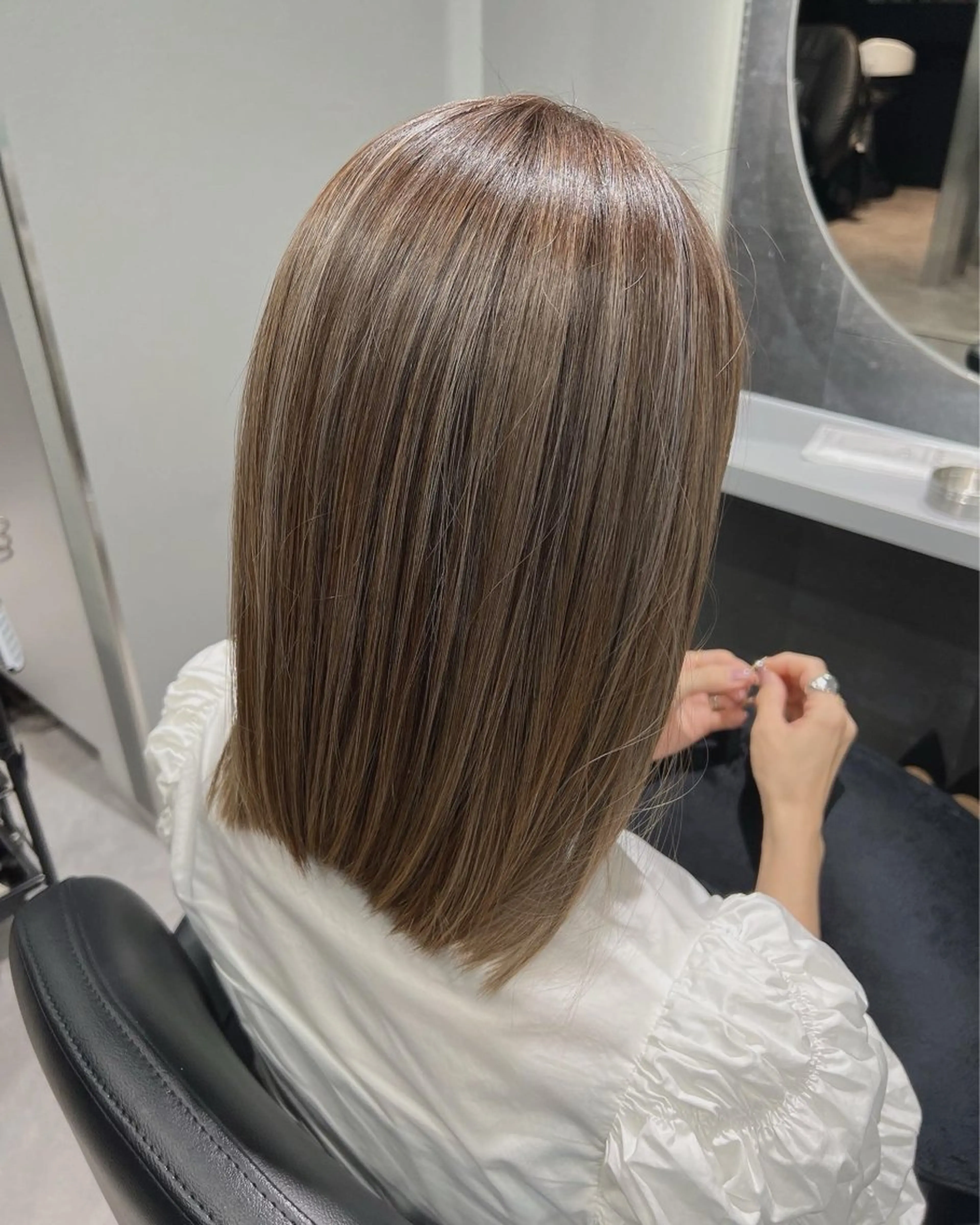 カラー 石井 潤のヘアスタイル