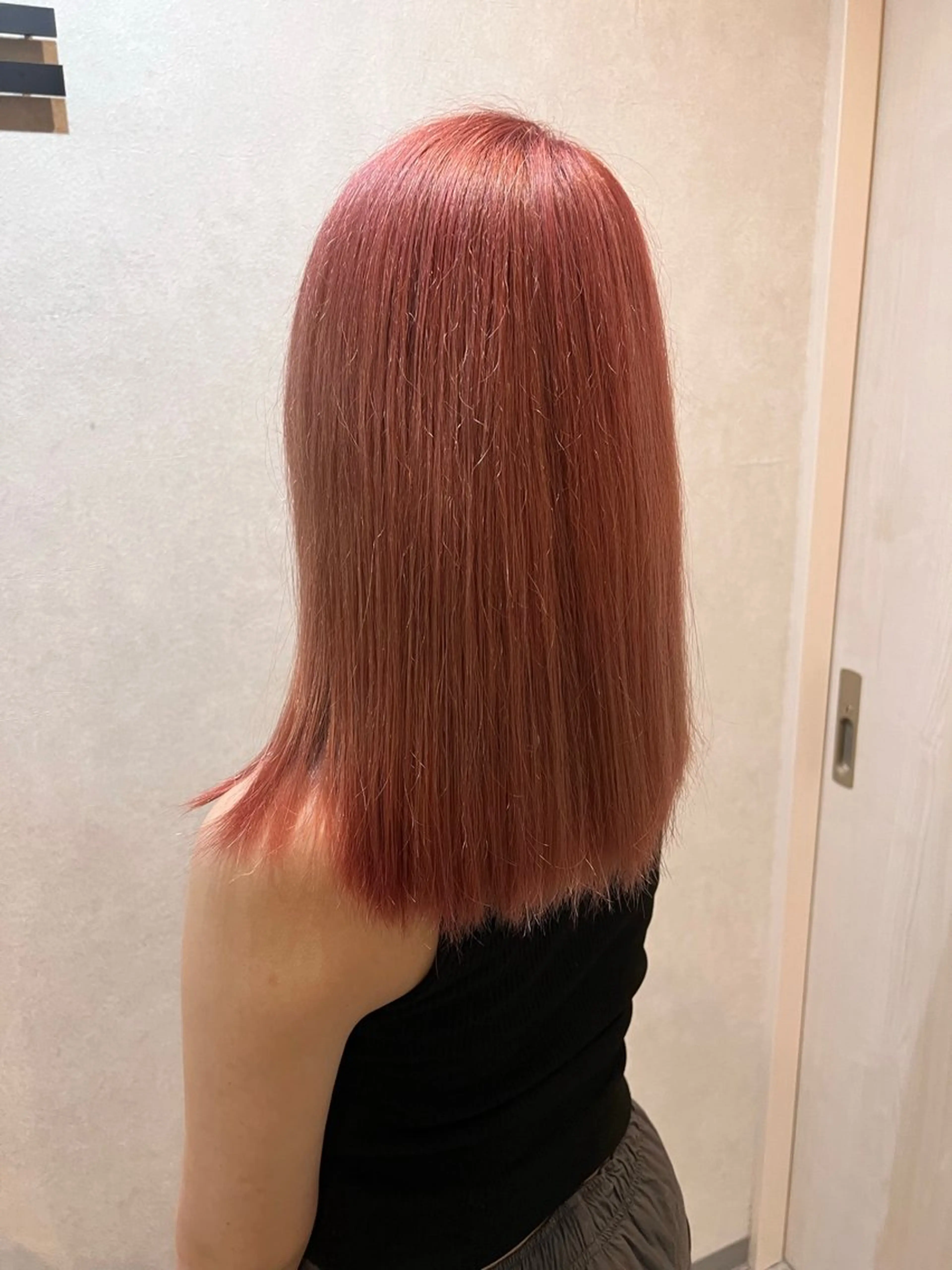 ミディアム カラー カット ヘアカラー トリートメント 🌿海山龍馬🌿前髪 /顔まわり/レイヤーのヘアスタイル