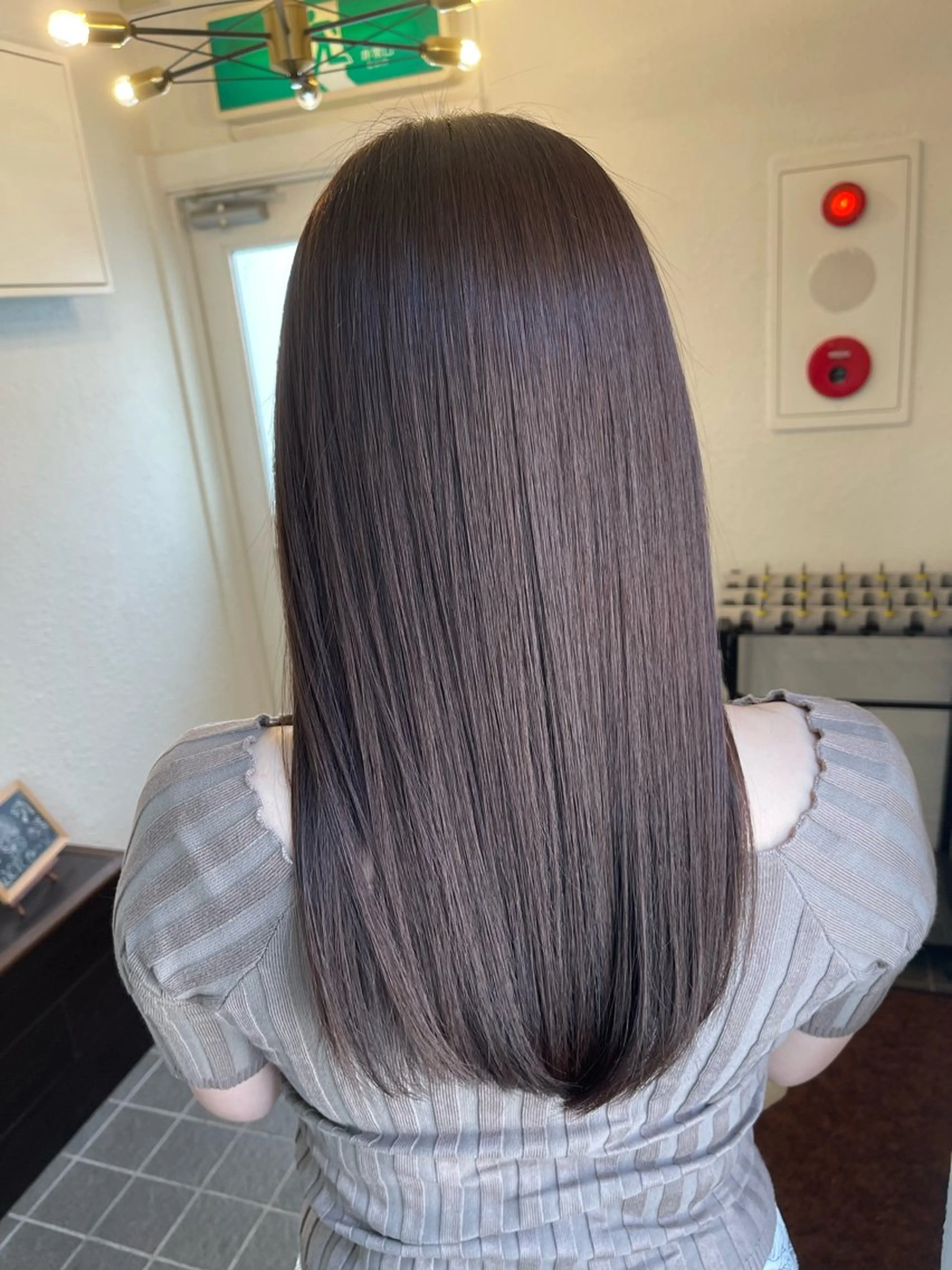 セミロング カラー カット ヘアカラー トリートメント 竹下 了史のヘアスタイル