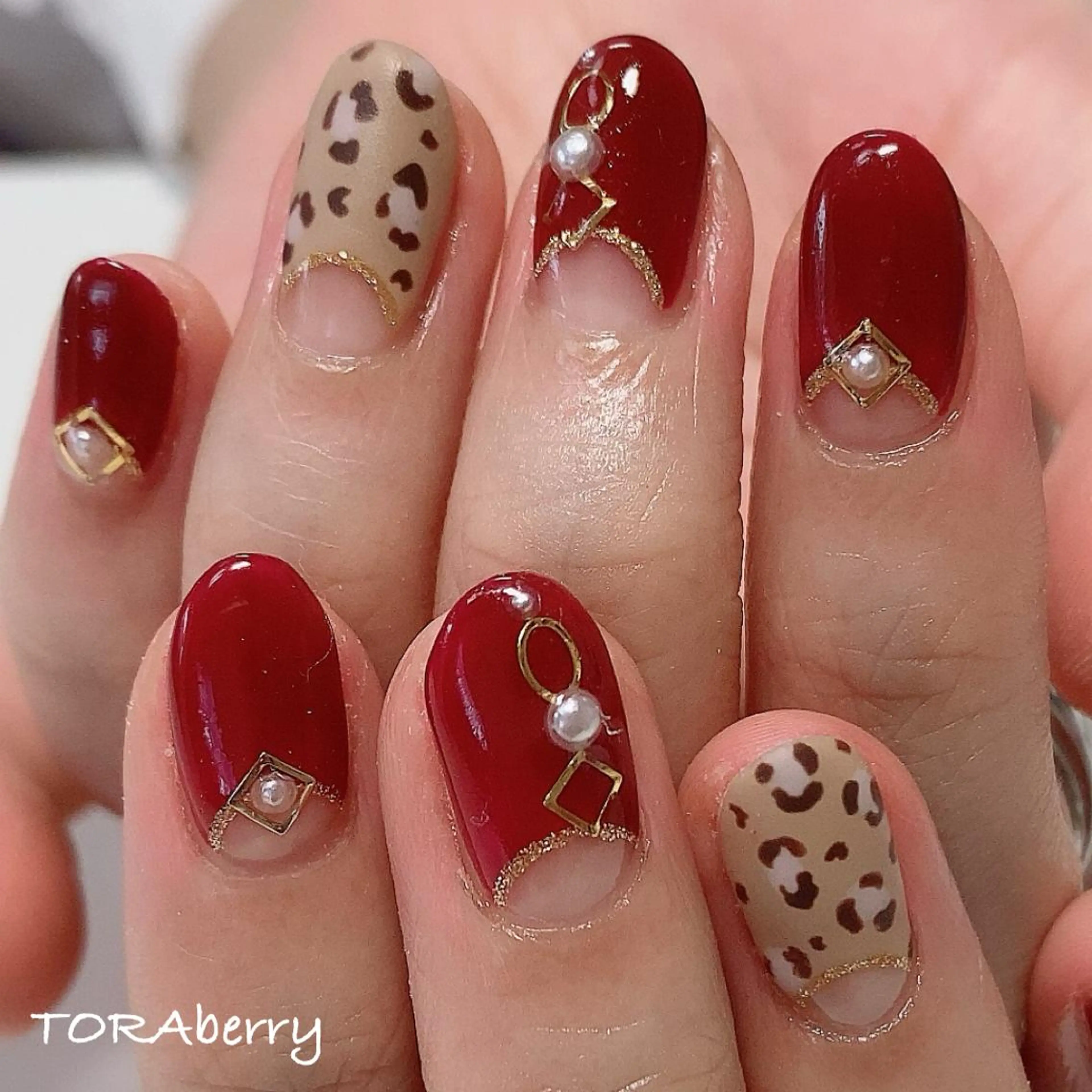 ネイル アニマル柄 ハンドネイル ネイリスト なつみのネイルデザイン