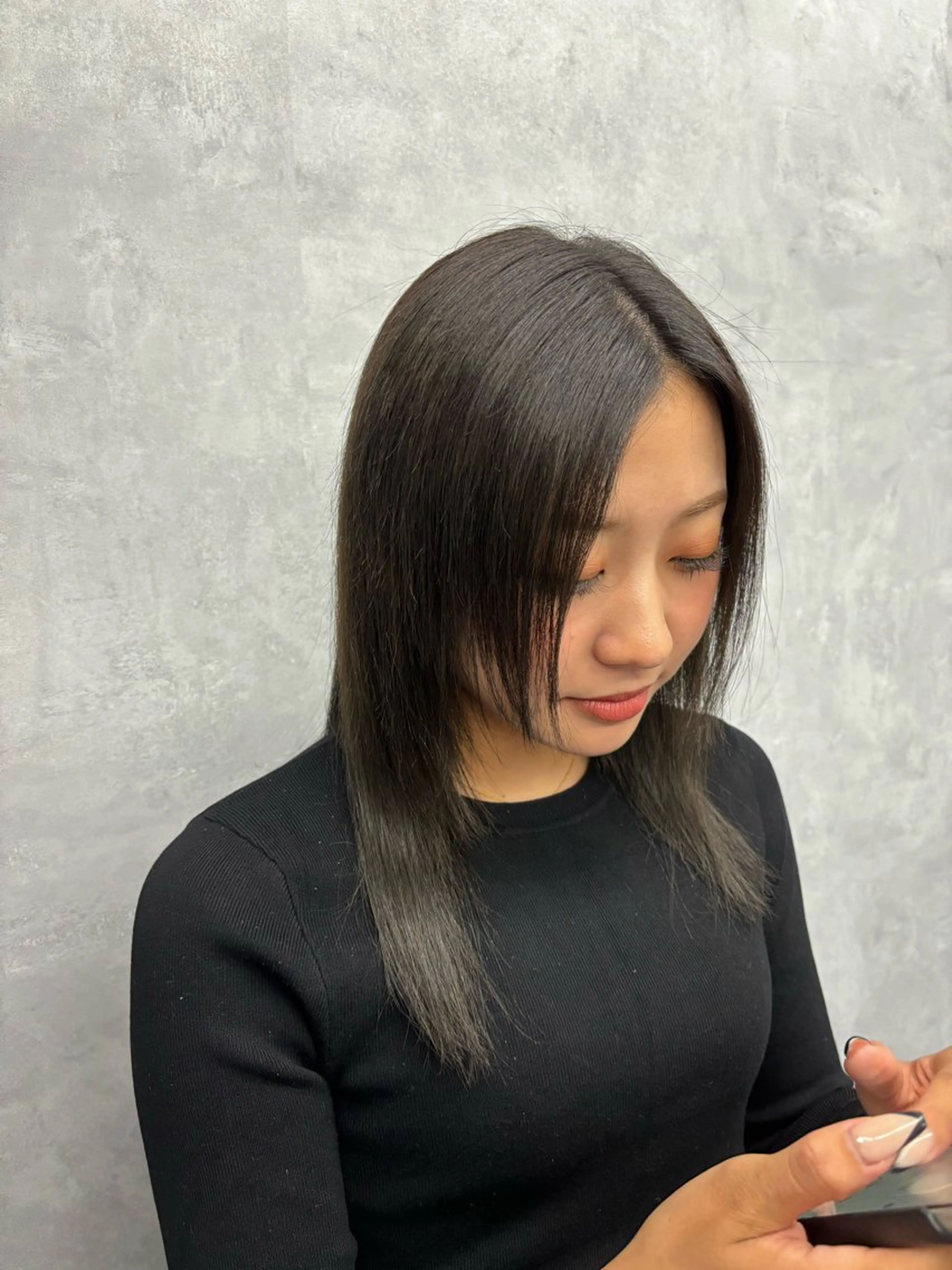 ミディアム カット ヘアカラー トリートメント NUMBER 天王寺YUYAのヘアスタイル