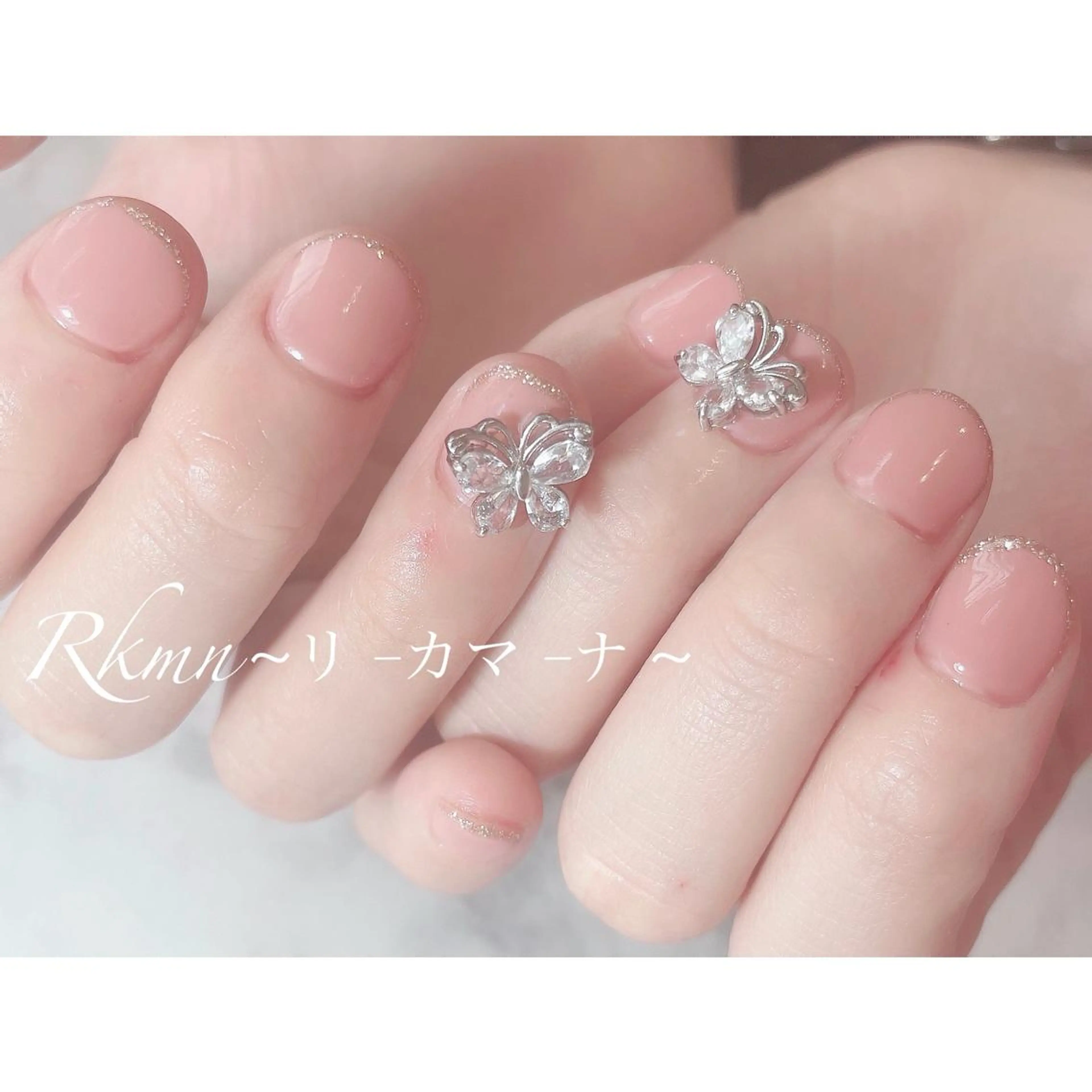 ネイル アートネイル フレンチネイル ジェルネイル グラデーション ラメ(グリッター) ハンドネイル フットネイル ハンドケア Rkmn ~リ-カマ-ナ~のネイルデザイン