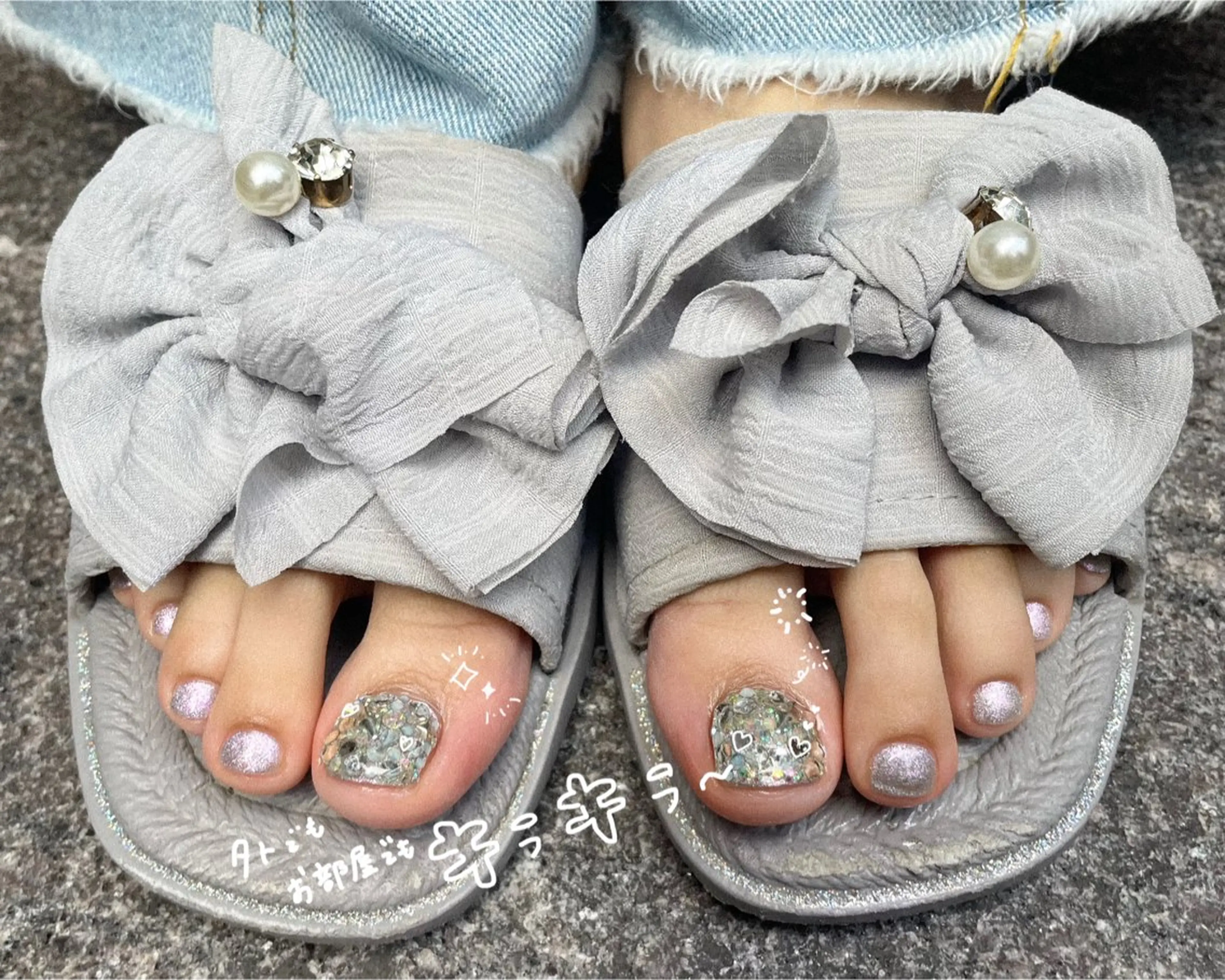 ネイル アートネイル キラキラネイル フットネイル 隅田 花のネイルデザイン