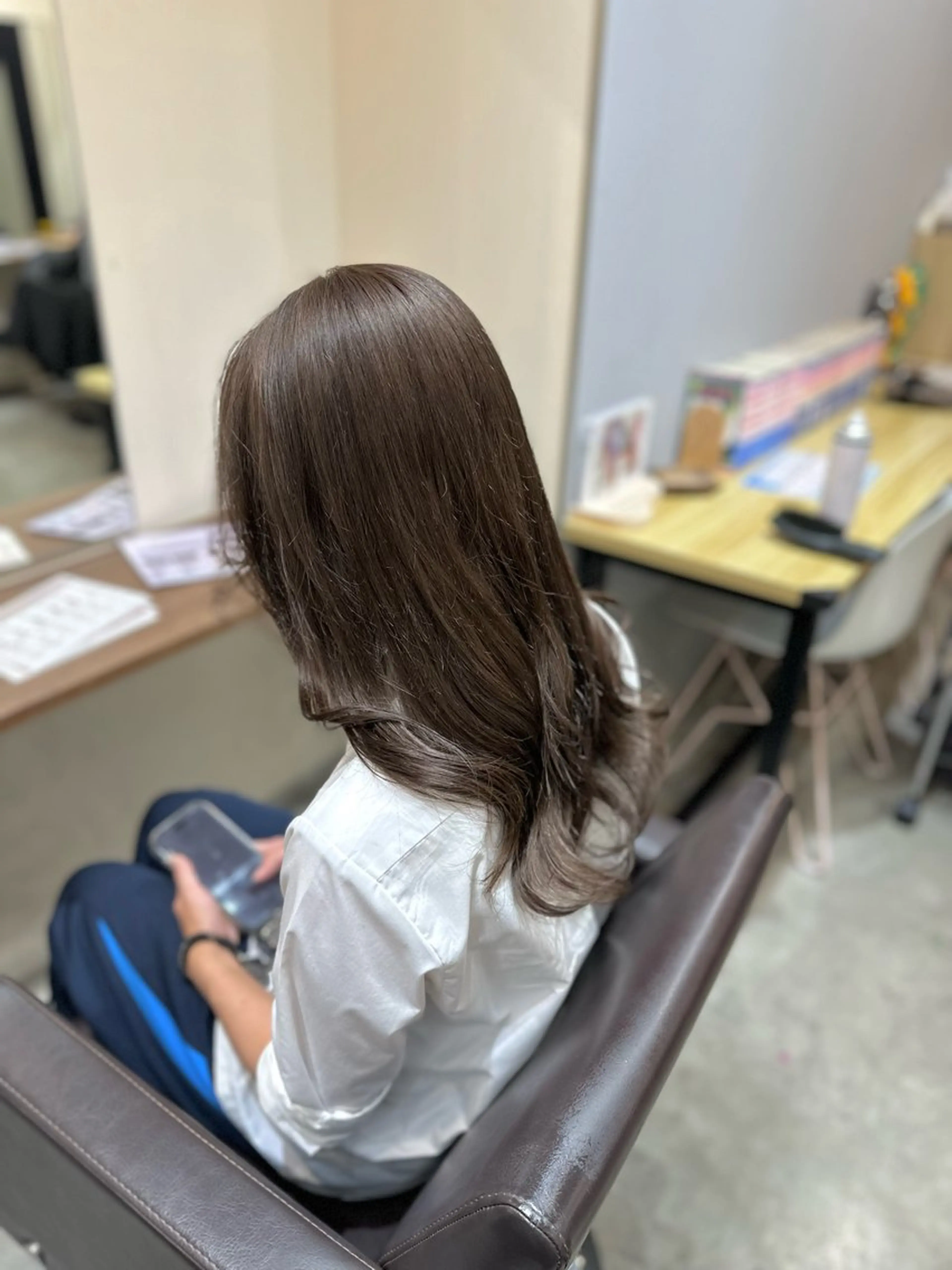 ロング カラー パーマ カット ヘアカラー パーマ トリートメント ヘッドスパ 巻けるケア縮毛矯正✨ ケアカラー✨山下のヘアスタイル