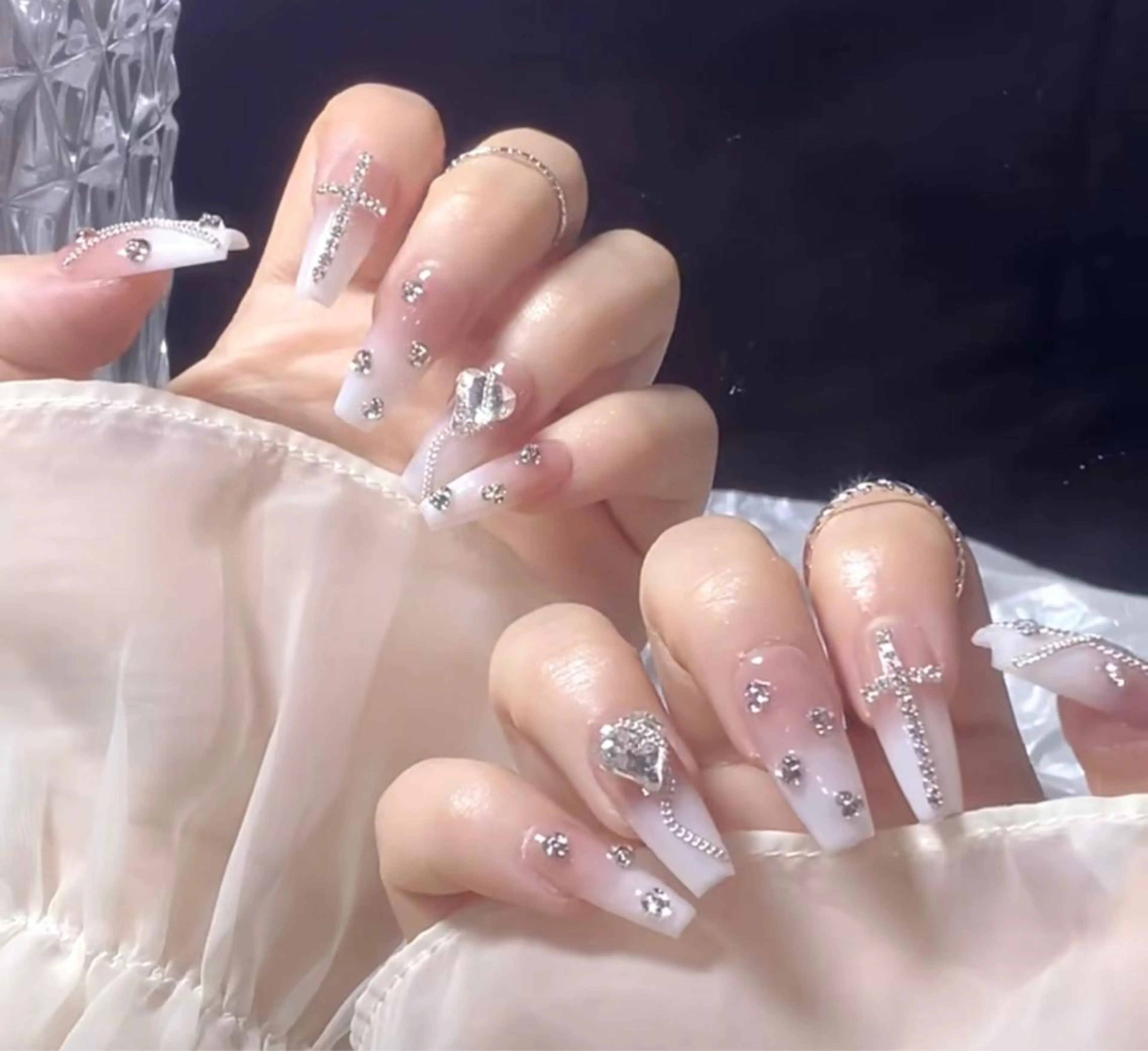 ネイル YUYI.nail salonのネイルデザイン