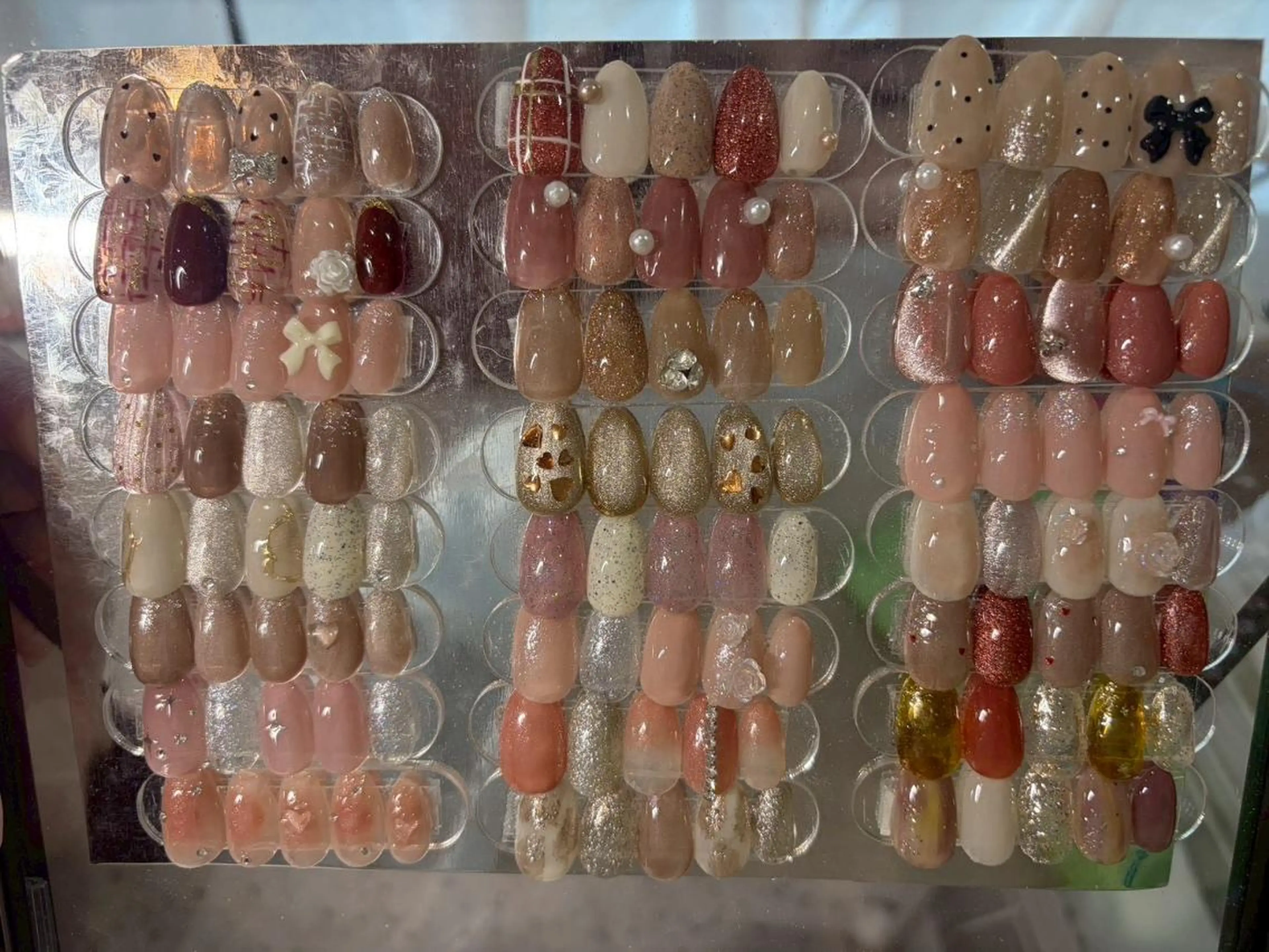 ネイル LIBELLE心斎橋 研修生のネイルデザイン