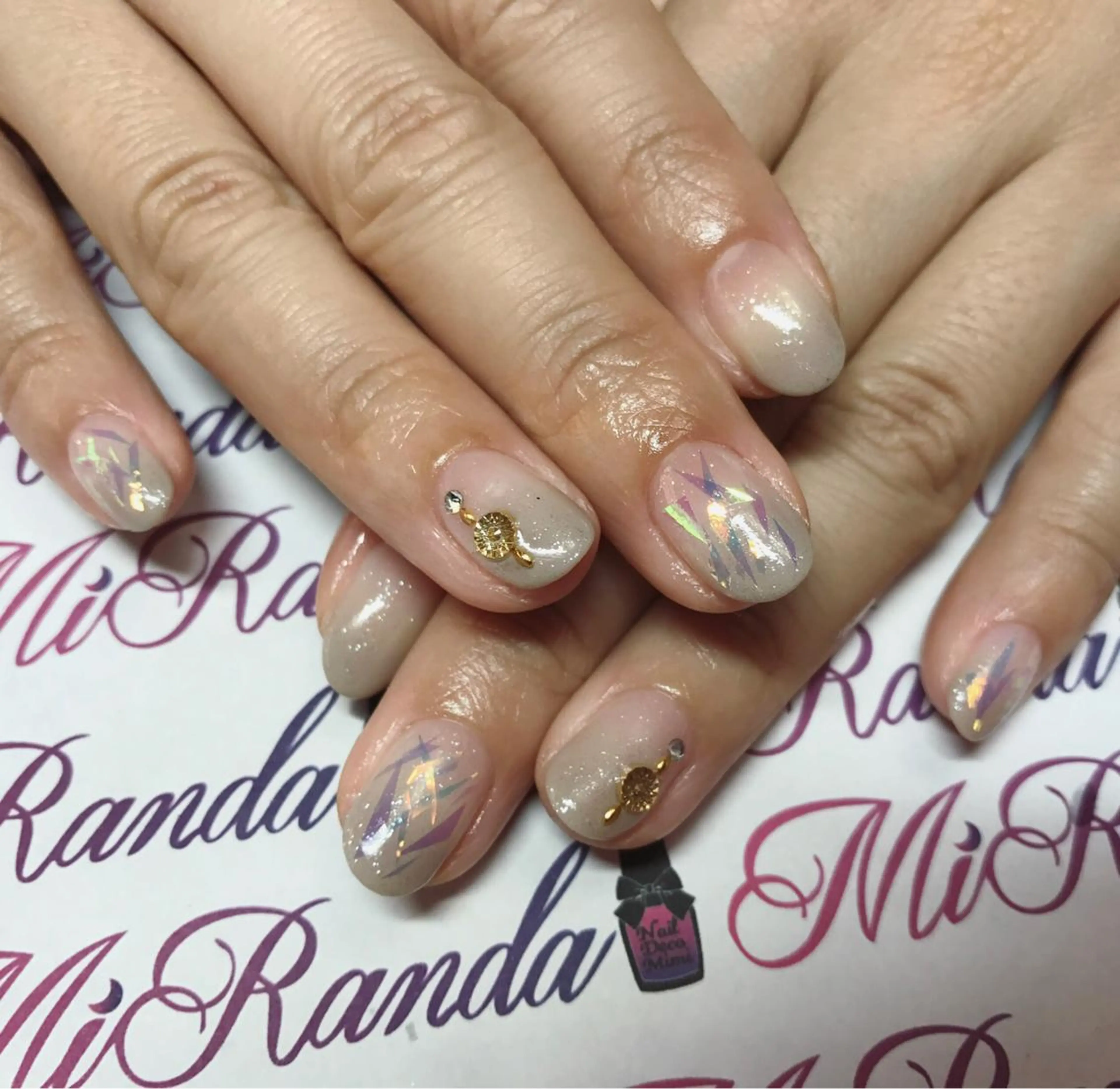 ネイル MiRanda Nail所属・MiRanda 保坂 舞のネイルデザイン