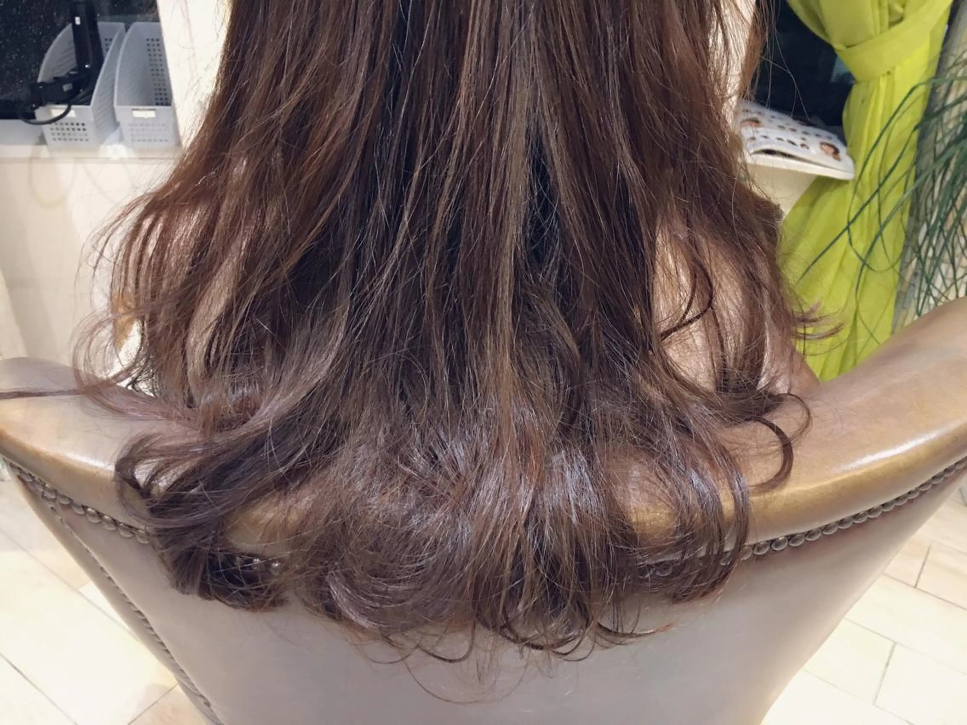 ミディアム セミロング ロング カラー パーマ ハイライトカラー ハイライト 江原 彩華のヘアスタイル