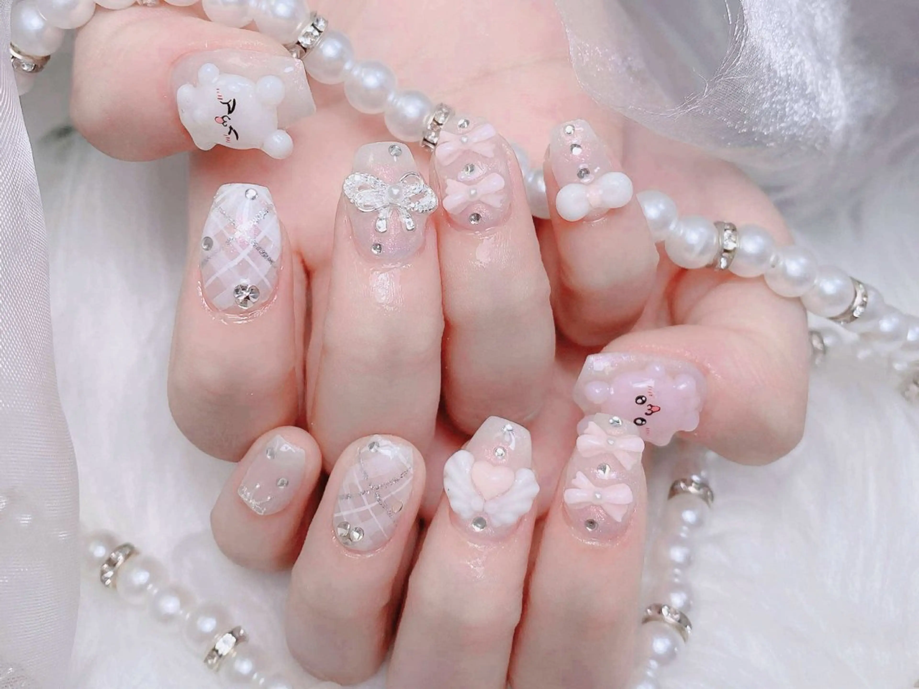 ネイル 成人式 ジェルネイル ロングネイル マグネットネイル ミディアムネイル ハンドネイル MoMoA Nail ネイル長さ出し専門店のネイルデザイン