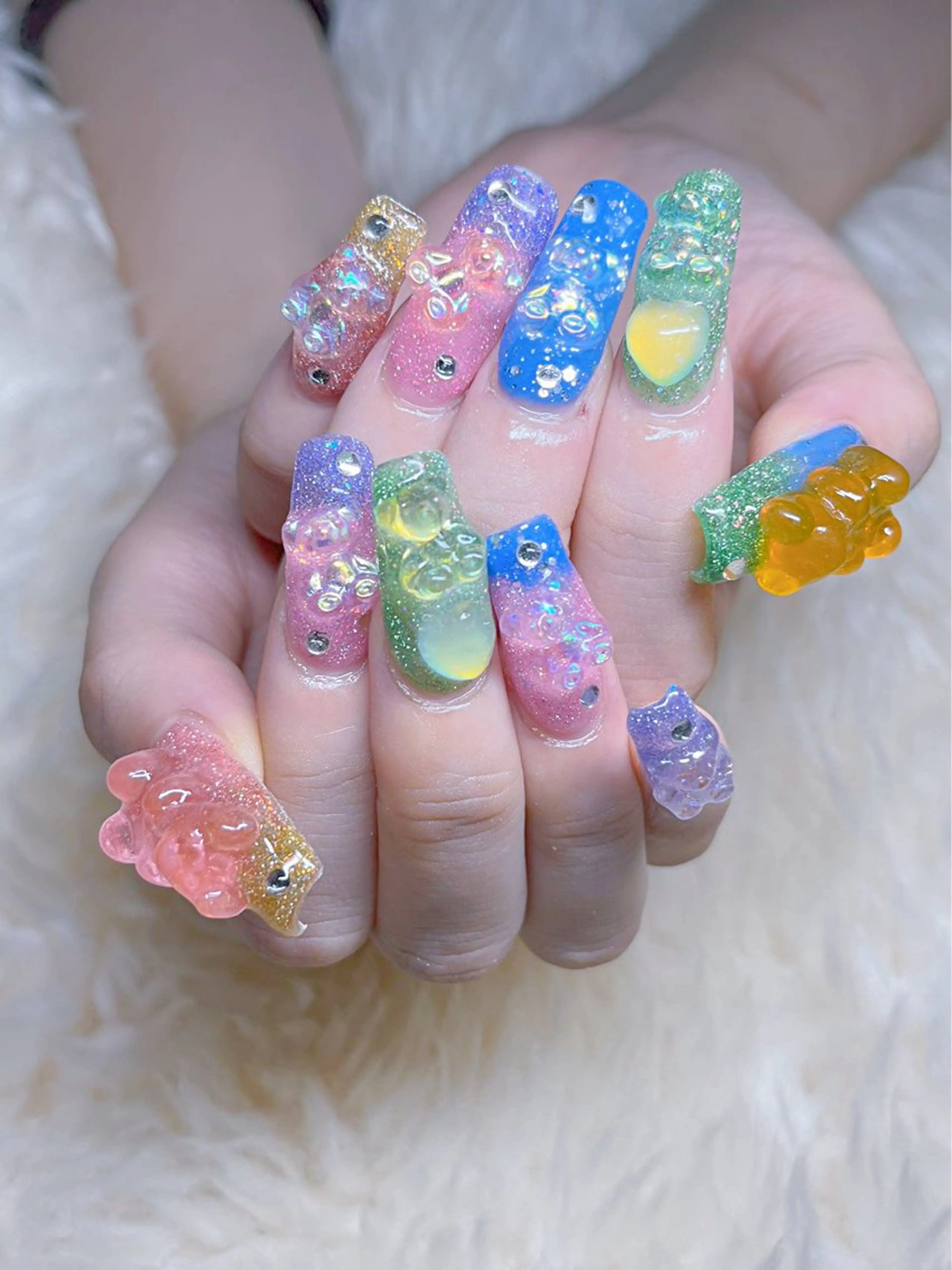 ロング ハンドネイル ハンドケア 💜MIYA nail川崎店のネイルデザイン