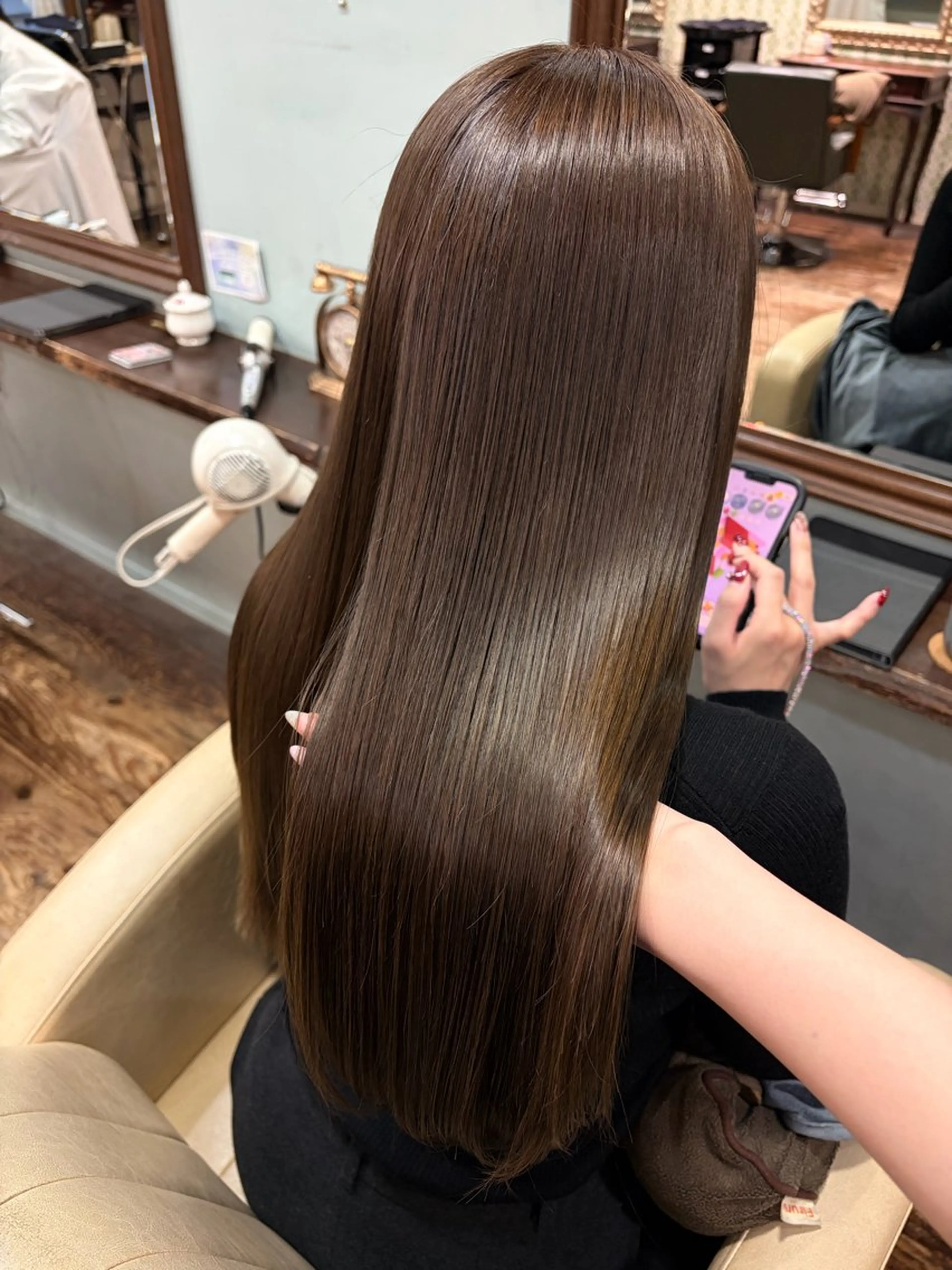 ロング トリートメント カット ヘアカラー トリートメント rotika by Doll hair所属・RYOKA/ 透明感カラー/韓国風のヘアスタイル