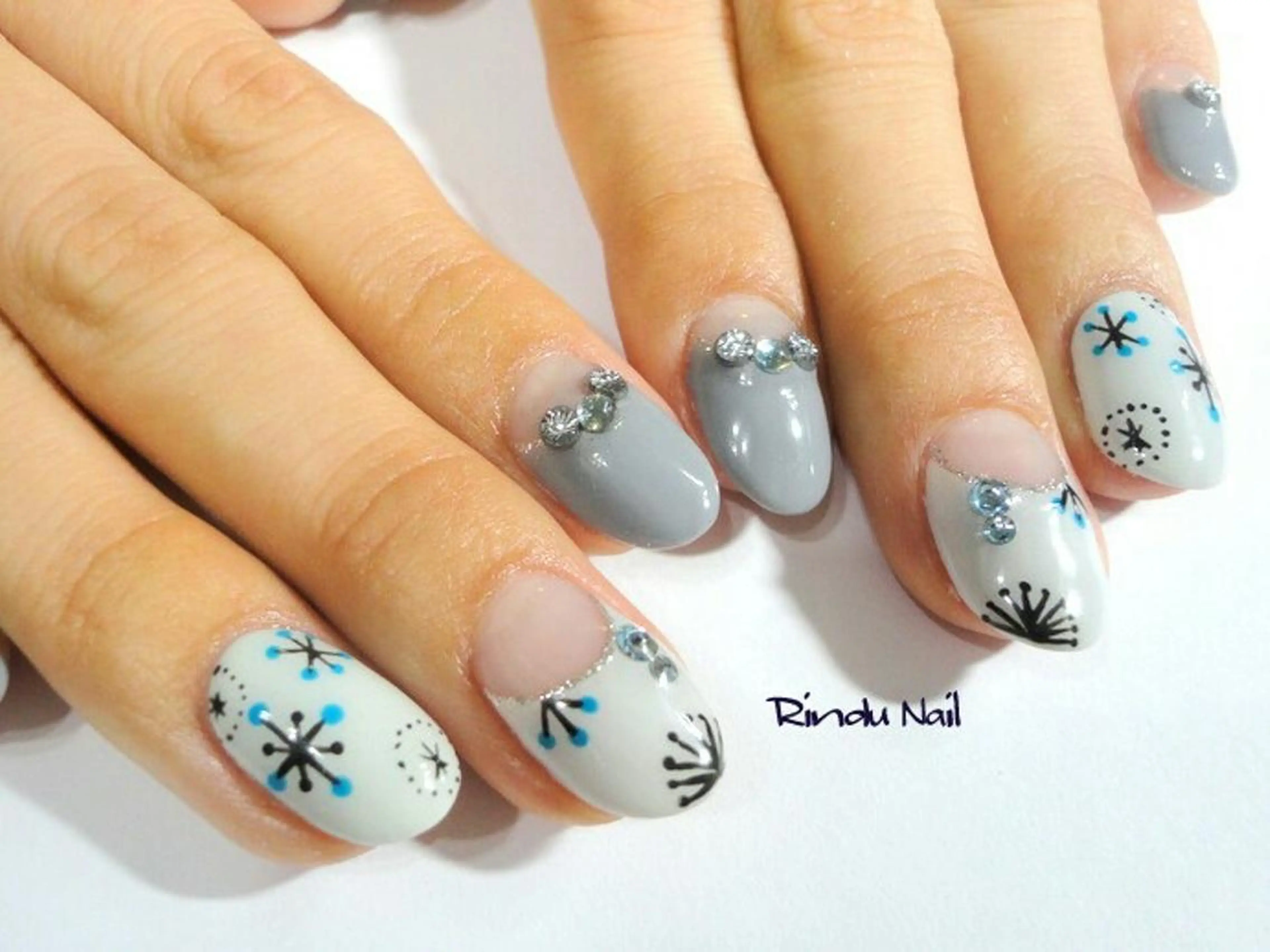 ネイル Rindu Nail 名駅miniのネイルデザイン