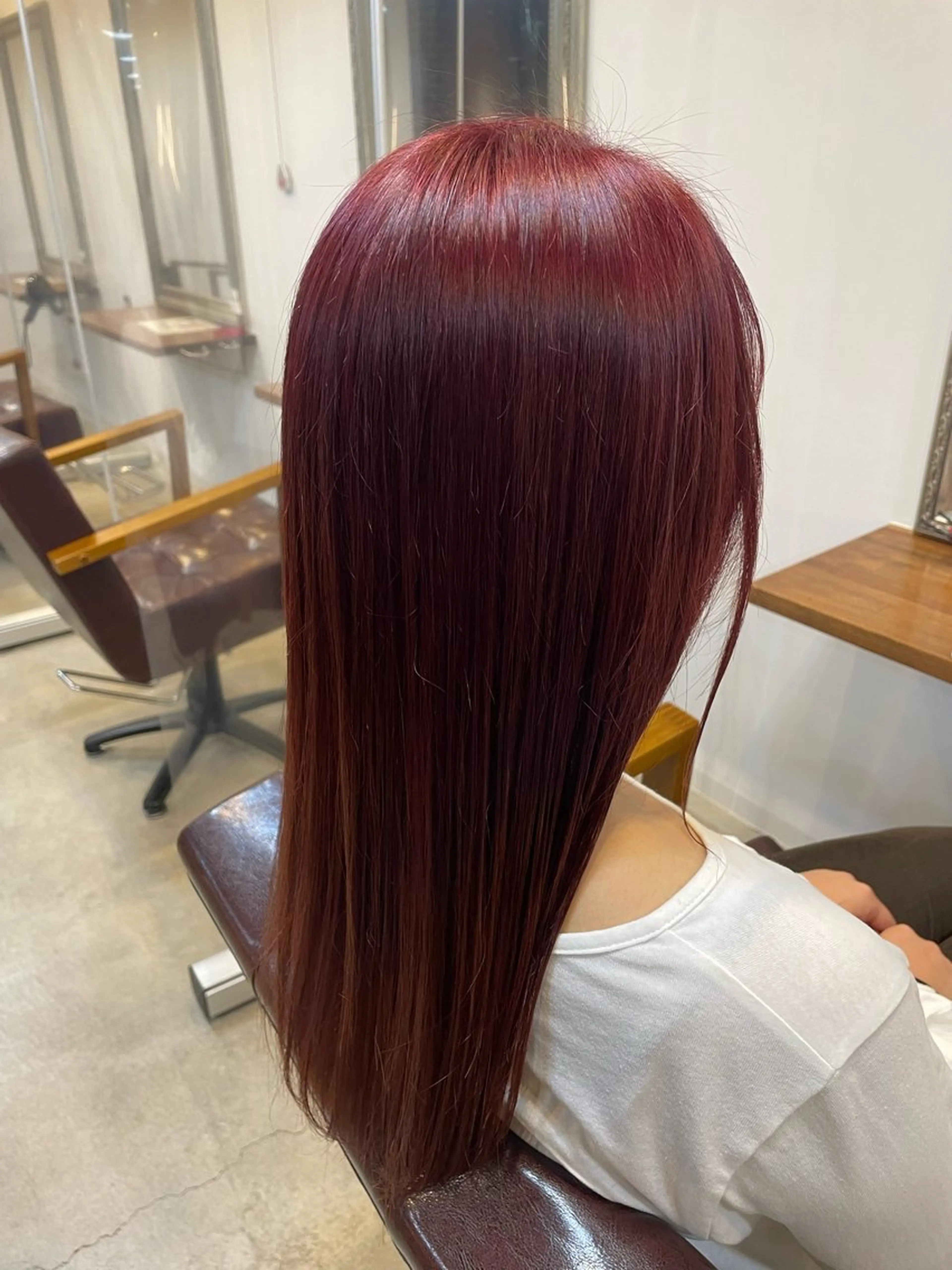 カラー ヘアカラー トリートメント 手塚 由佳のヘアスタイル