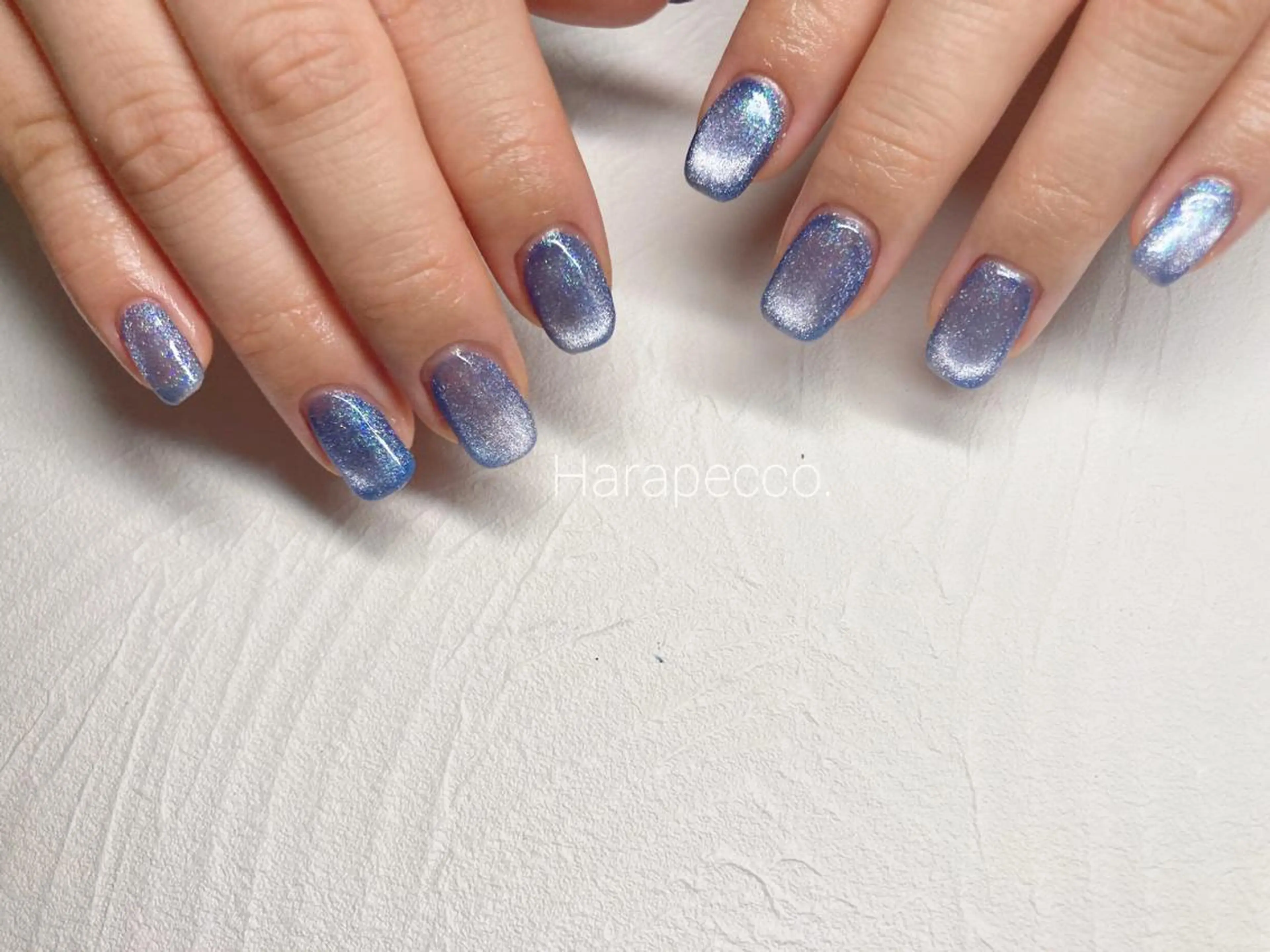 ハンドネイル【オフ有/SNSで大人気のビー玉プラネット🌐マグネットネイル💅(単色)】の写真