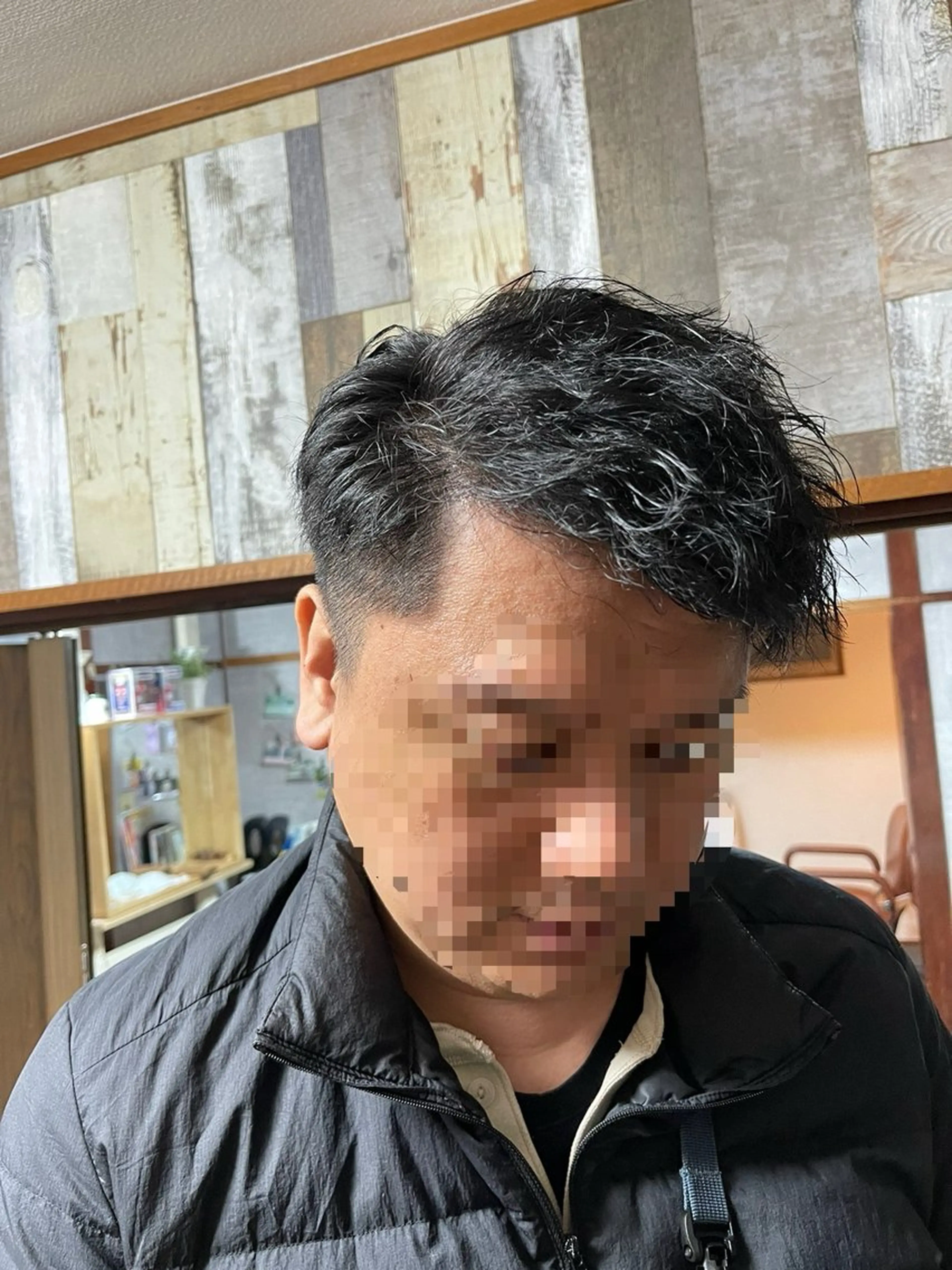 ショート カラー パーマ メンズ メンズパーマ アッシュ アッシュブラック 黒髪 カット ヘアカラー パーマ トリートメント spaski所属・メンズ特化型/永井 友貴のヘアスタイル