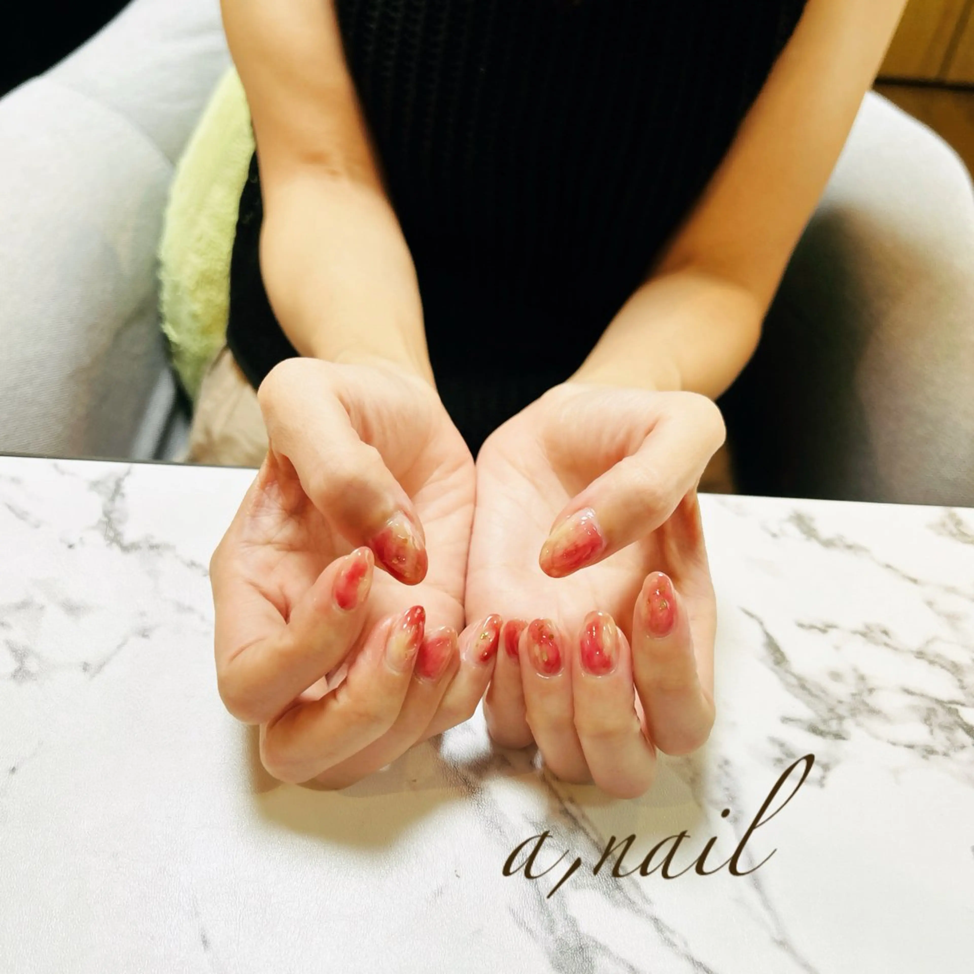 ネイル キラキラネイル 持ち込み ニュアンスネイル ぷっくりネイル シンプルネイル ネイルサロン エーネイルのネイルデザイン