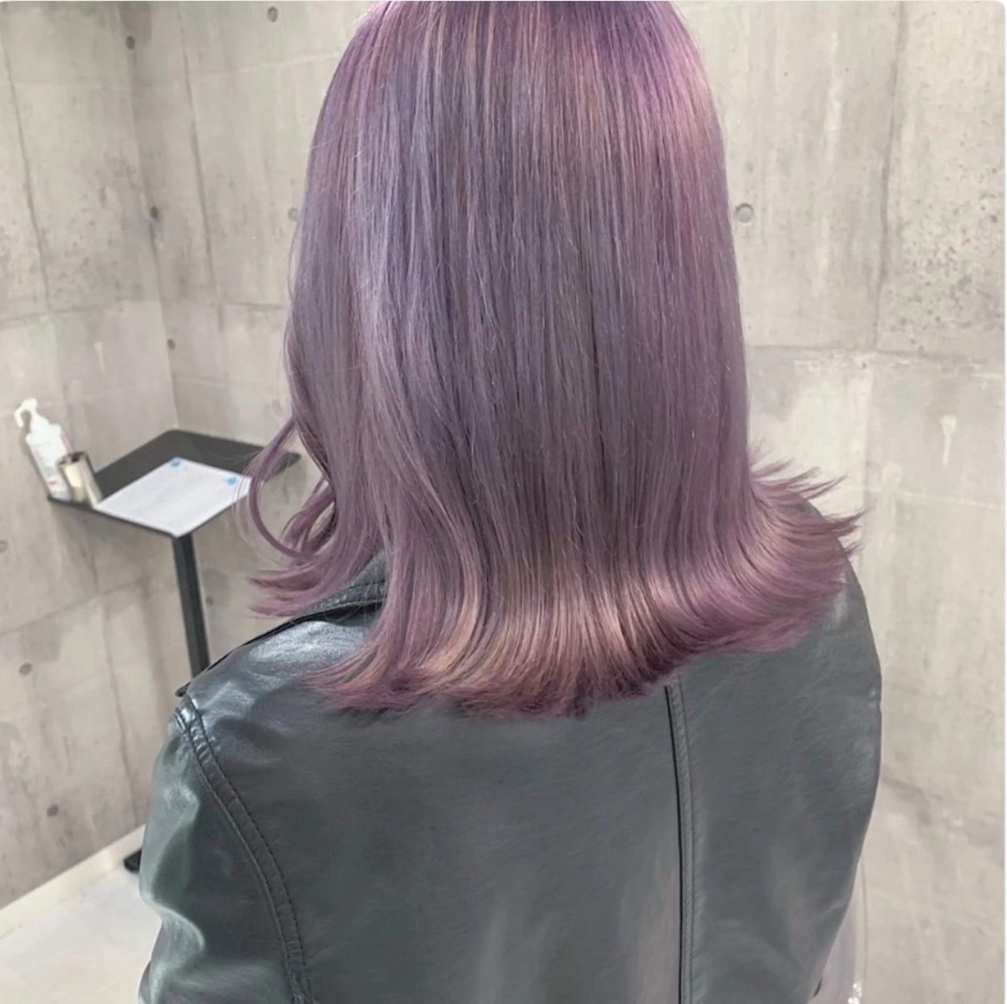 セミロング カラー パーマ ヘアアレンジ メンズ キッズ ヘアカラー トリートメント 🍭HAYATO🍭 ボブ×ハイトーンのヘアスタイル