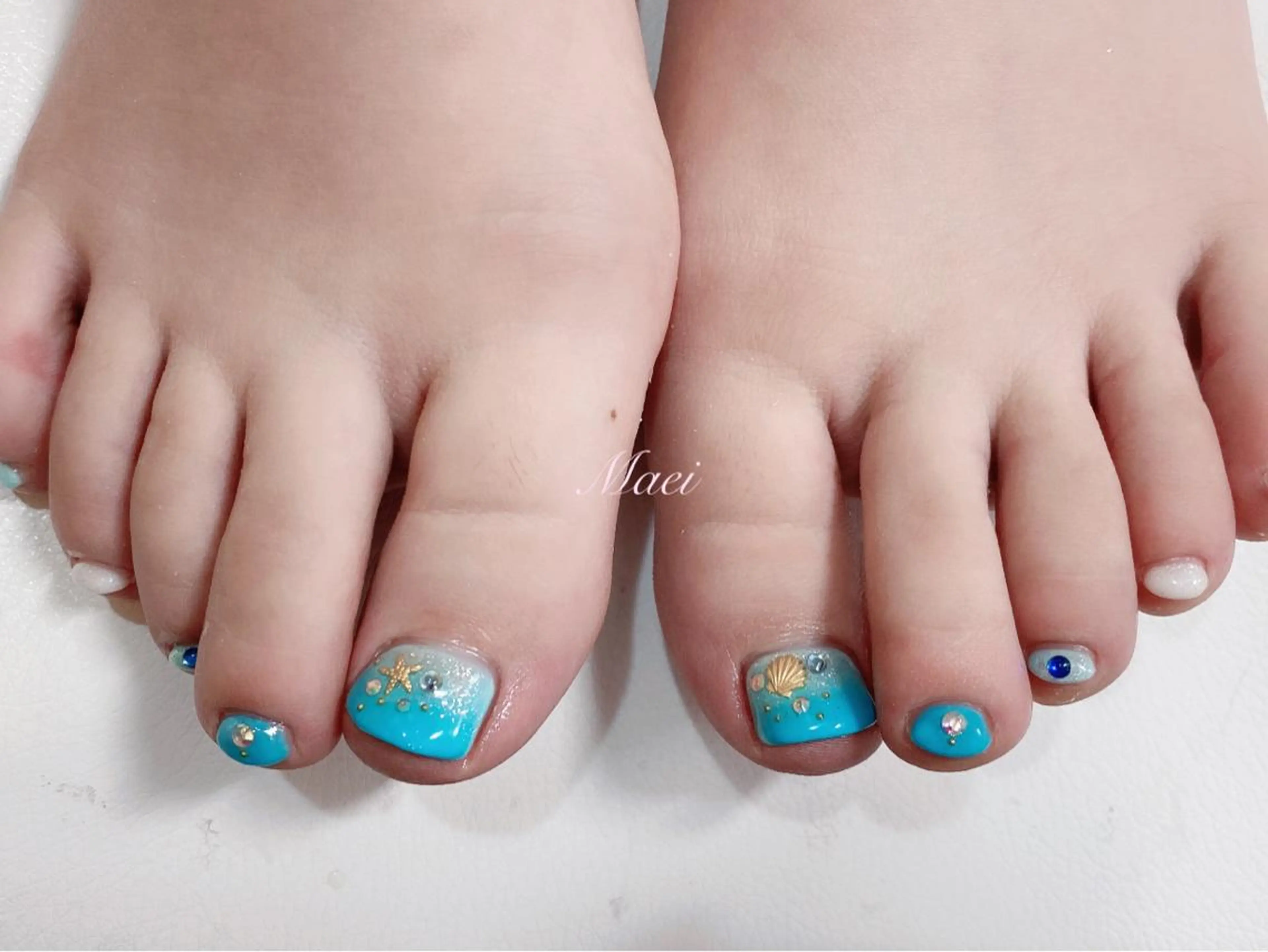 カラー ネイル フットネイル NIMO ネイルサロンのネイルデザイン