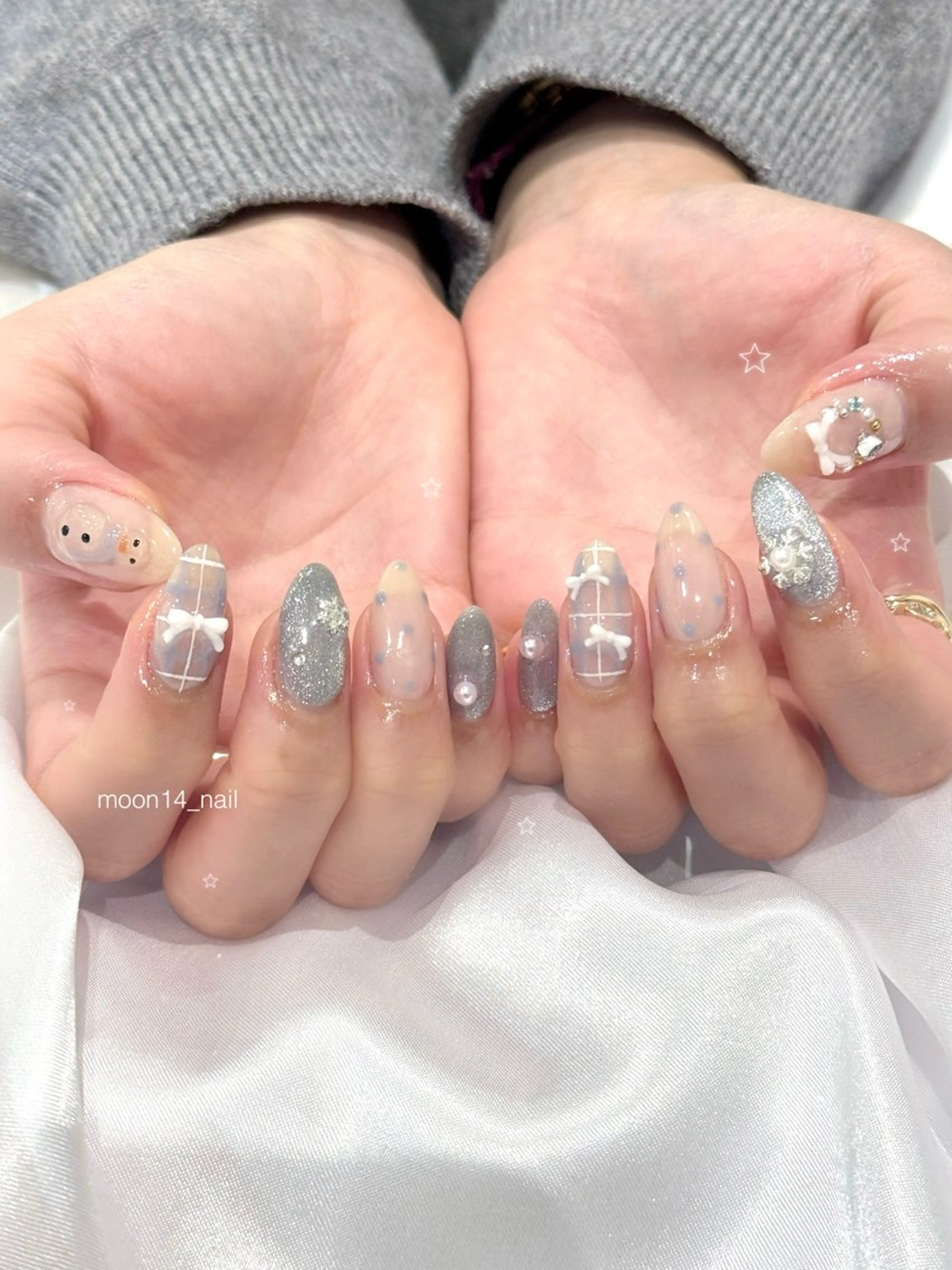 ネイル ドット ジェルネイル 水色 マグネットネイル パラジェル ハンドネイル natsuki 💫のネイルデザイン