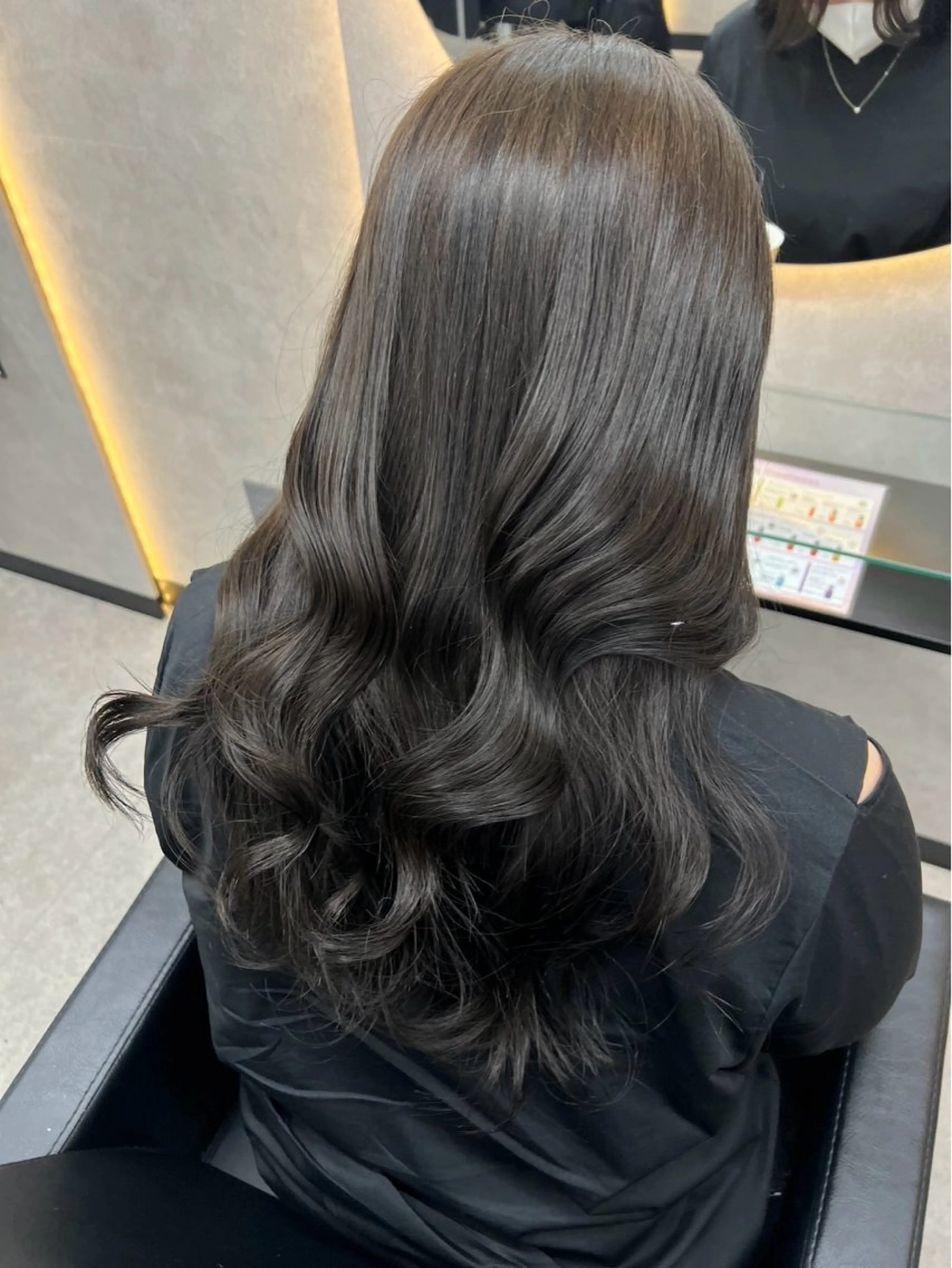 ロング 宮田 優花のヘアスタイル