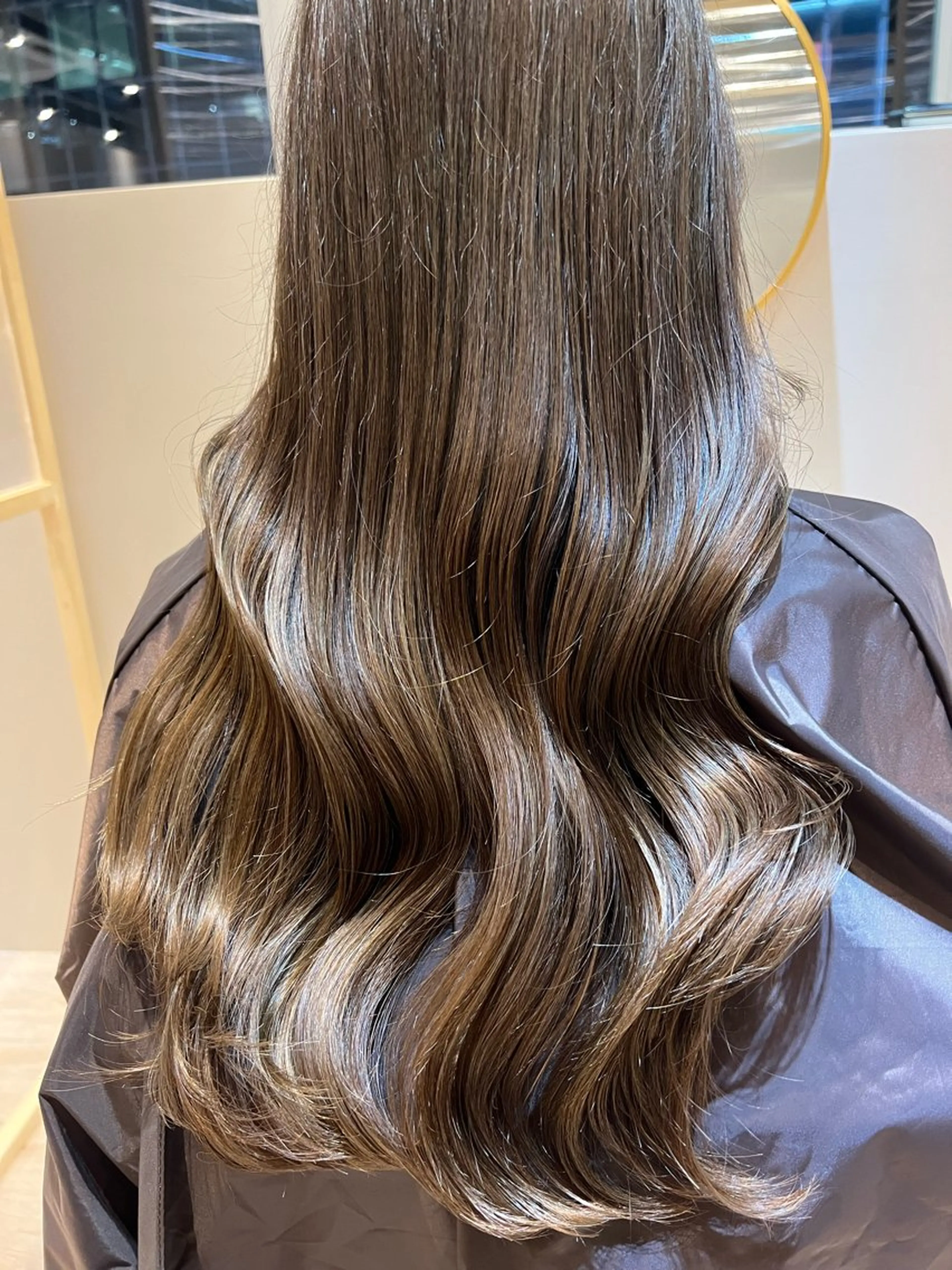 ロング カラー ベージュカラー ブラウンカラー 透明感カラー 🐶 Zina川崎 竹下  あい🐶のヘアスタイル