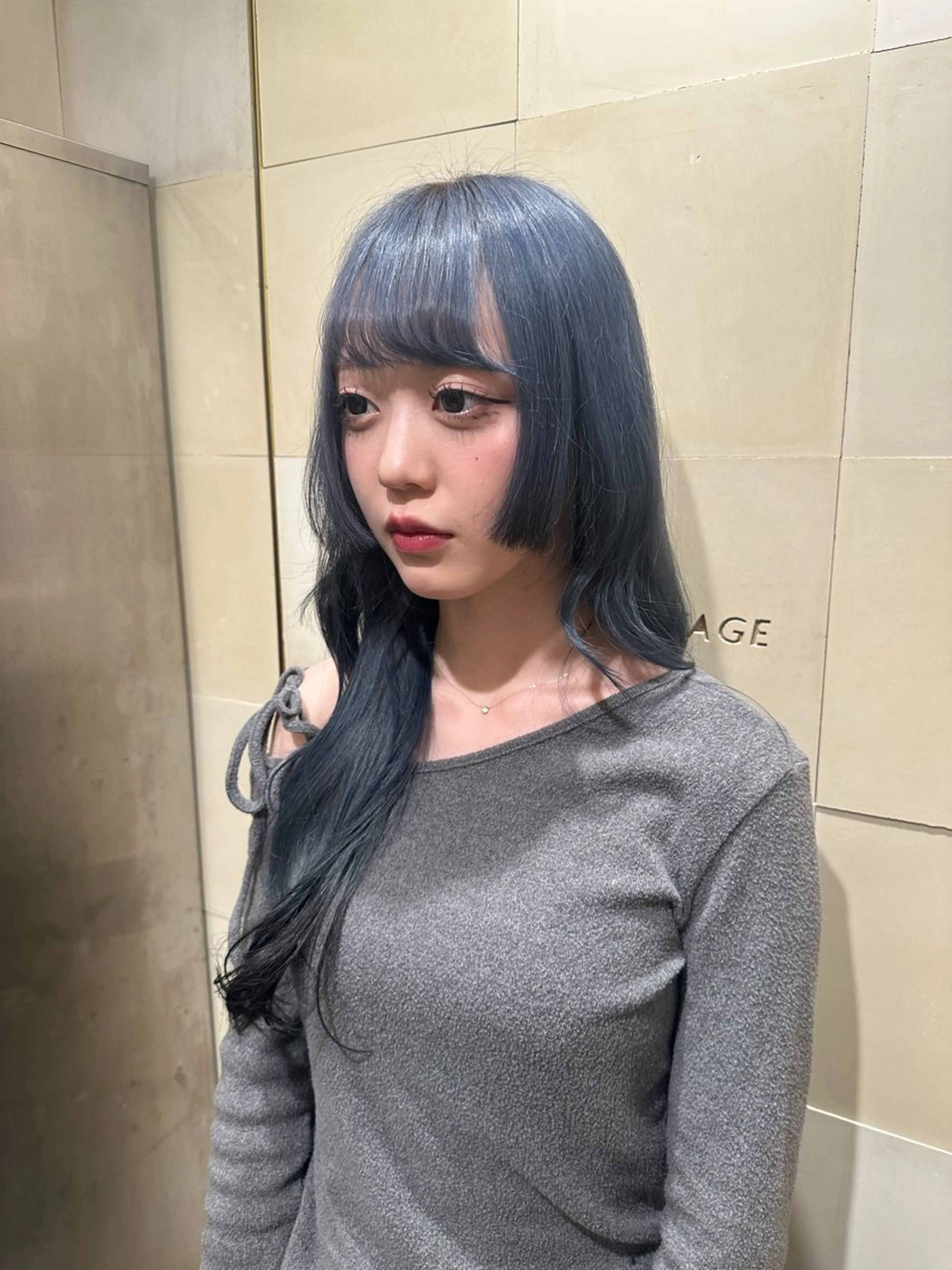 ロング カラー ながい まさきのヘアスタイル