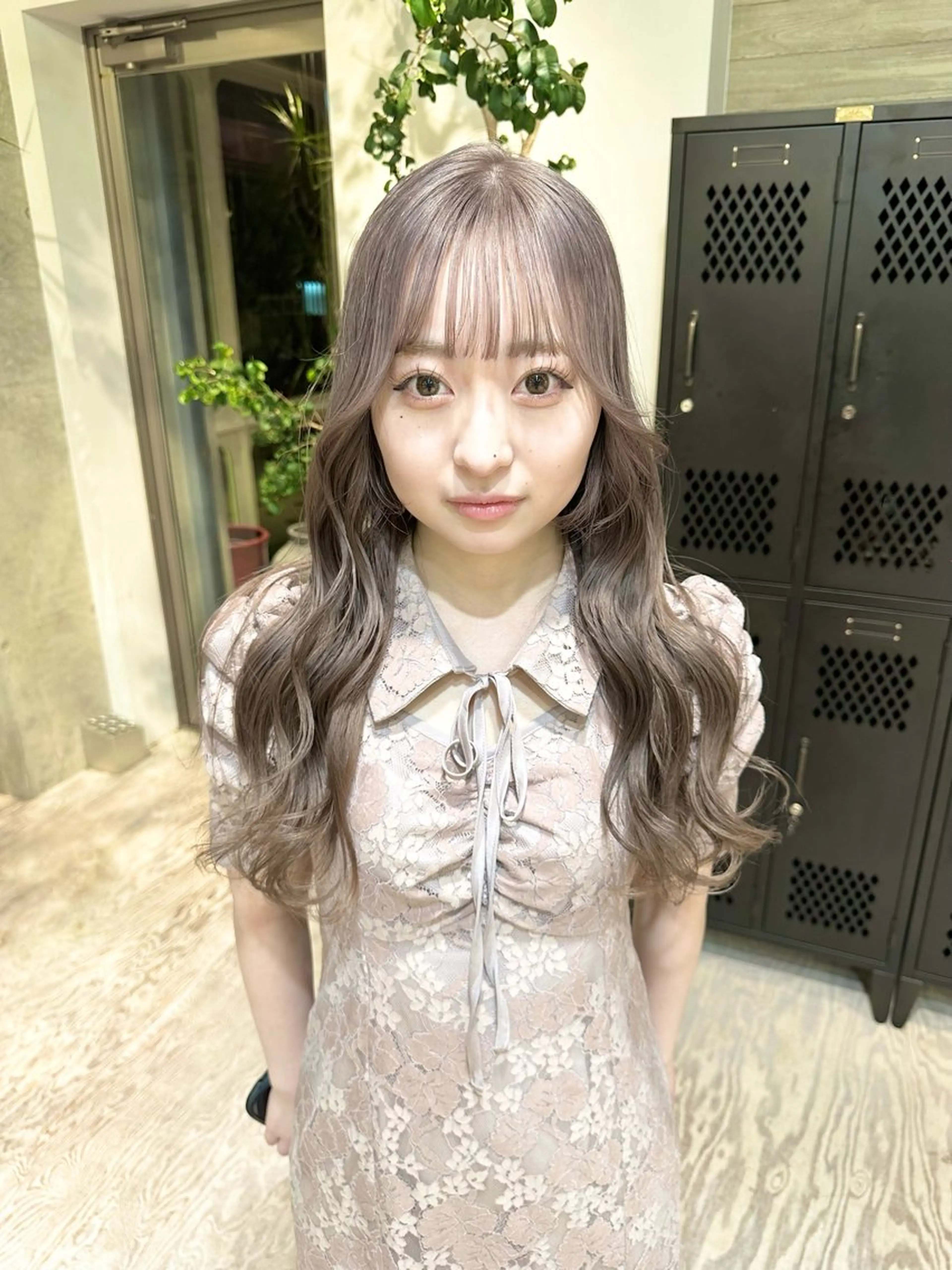 ロング カラー ハイトーンカラー カット ヘアカラー トリートメント kai .のヘアスタイル