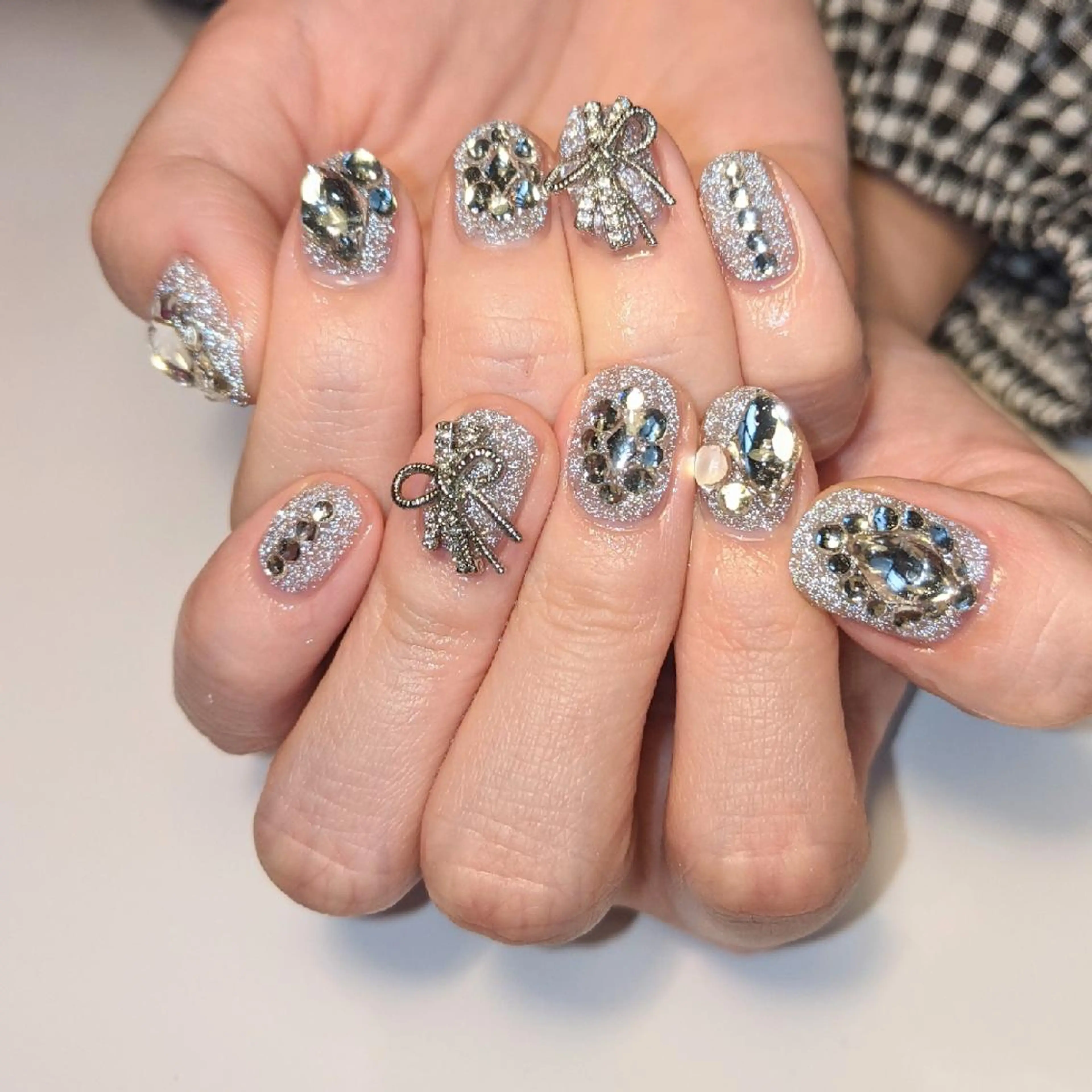 ネイル ｱｲﾗｯｼｭ ﾈｲﾙ ｻﾛﾝ つけるのマツエク・マツパデザイン