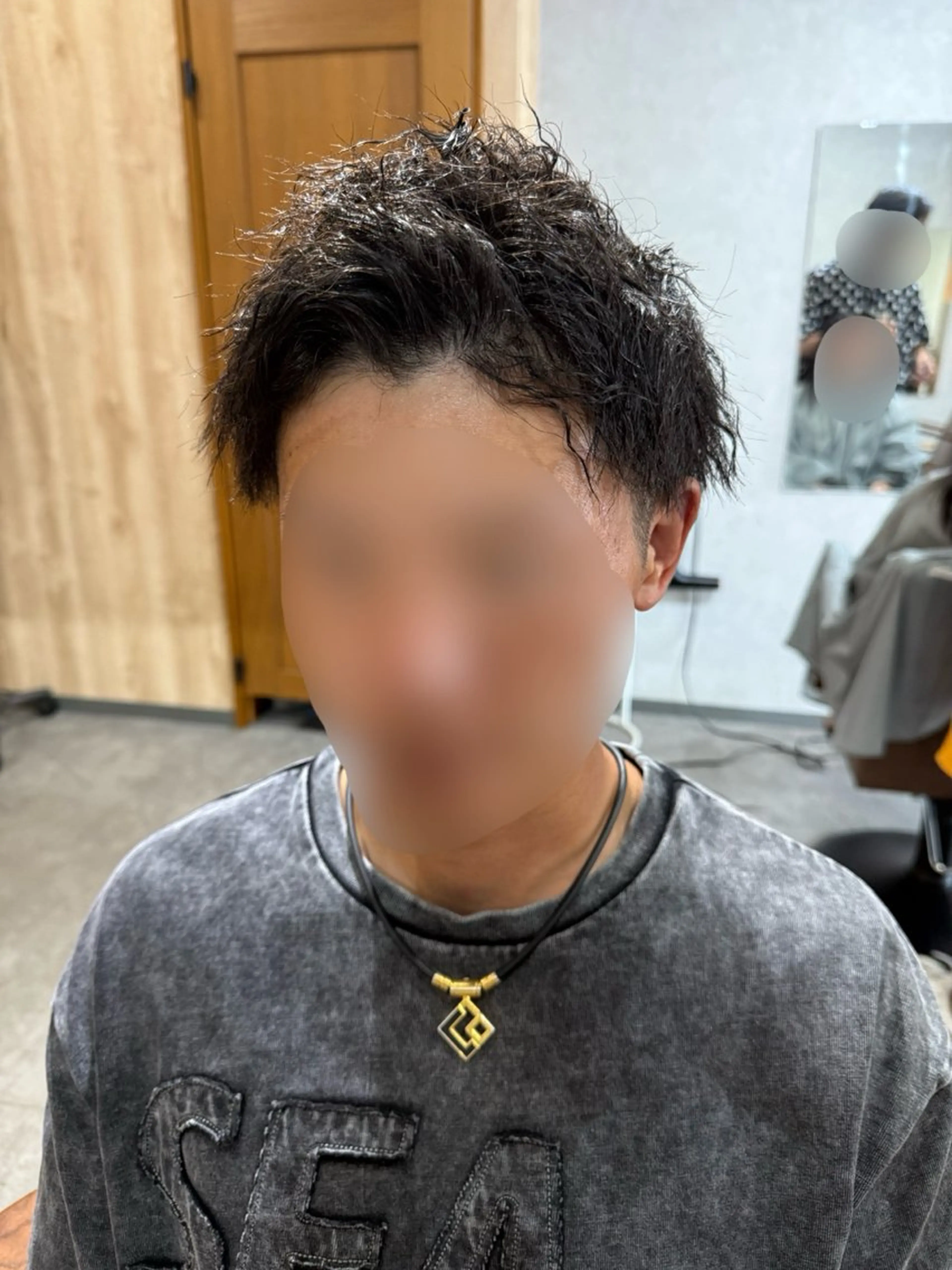 ショート パーマ メンズ メンズパーマ メンズツイストパーマ ツイストパーマ カット パーマ Bish Yanaのヘアスタイル